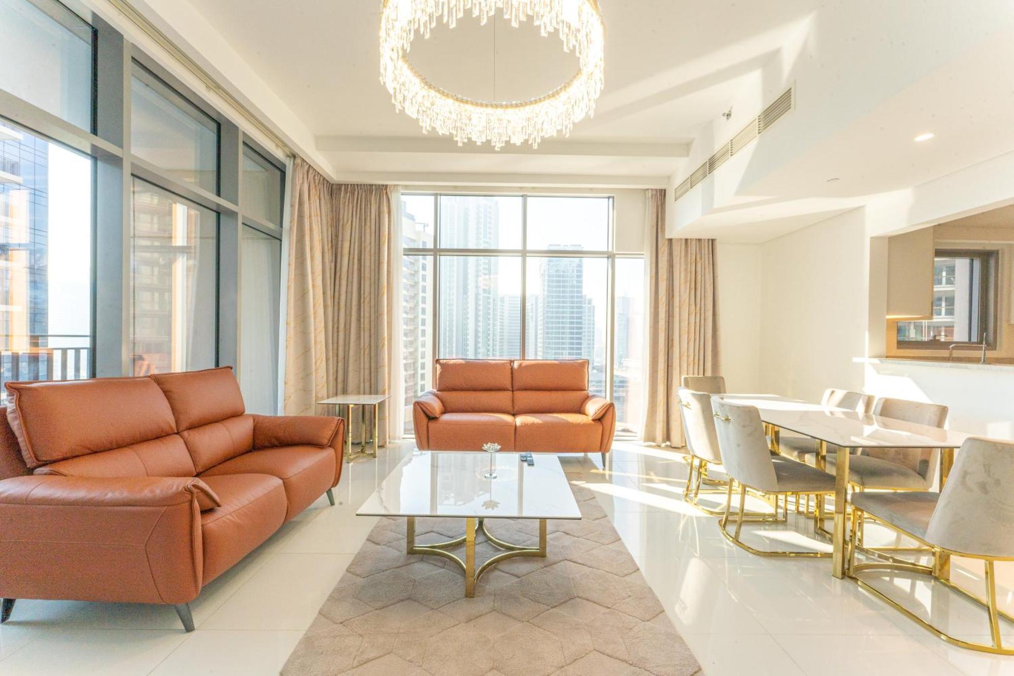 Modern Luxury 2br Burj Khalifa Partial & Blvd View *