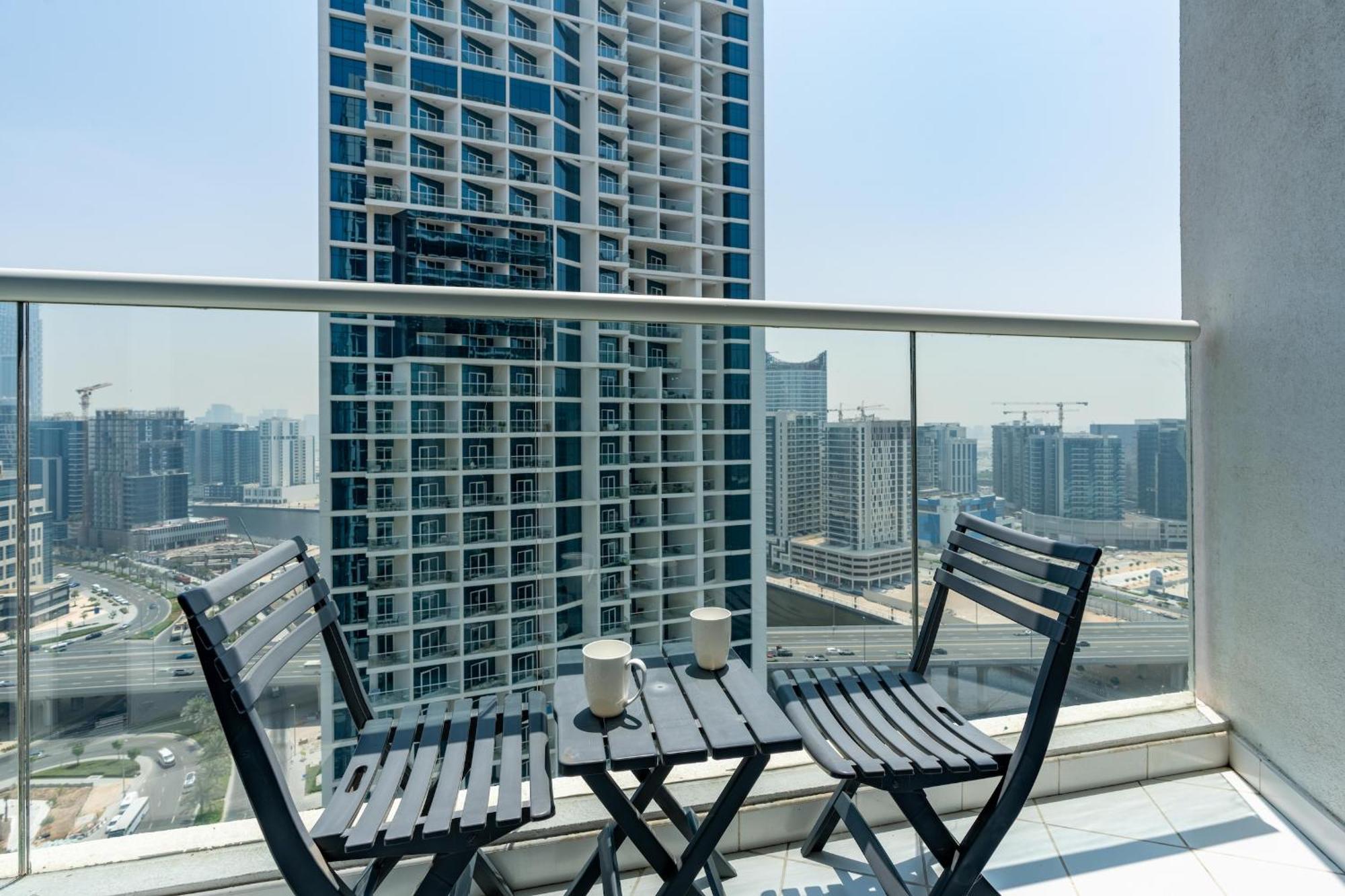 Business Bay With Canal View - Cityapartmentstay Dubái