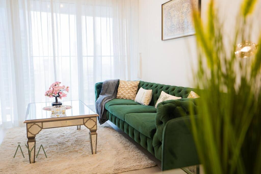 Apartment Elegant 1br Retreat With Rooftop Pool In Jvc By Aya Boutique *