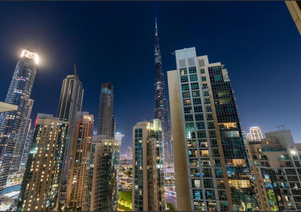 Apartemen Burj Khalifa View Downtown Gem, 8 Minutes Walk To Mall *