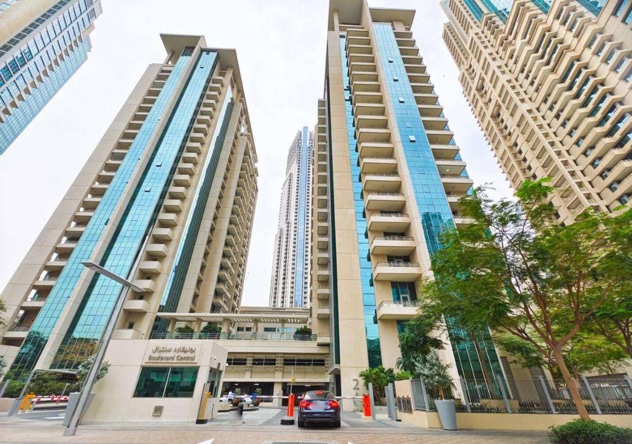 Burj Khalifa View Downtown Gem, 8 Minutes Walk To Mall Apartemen