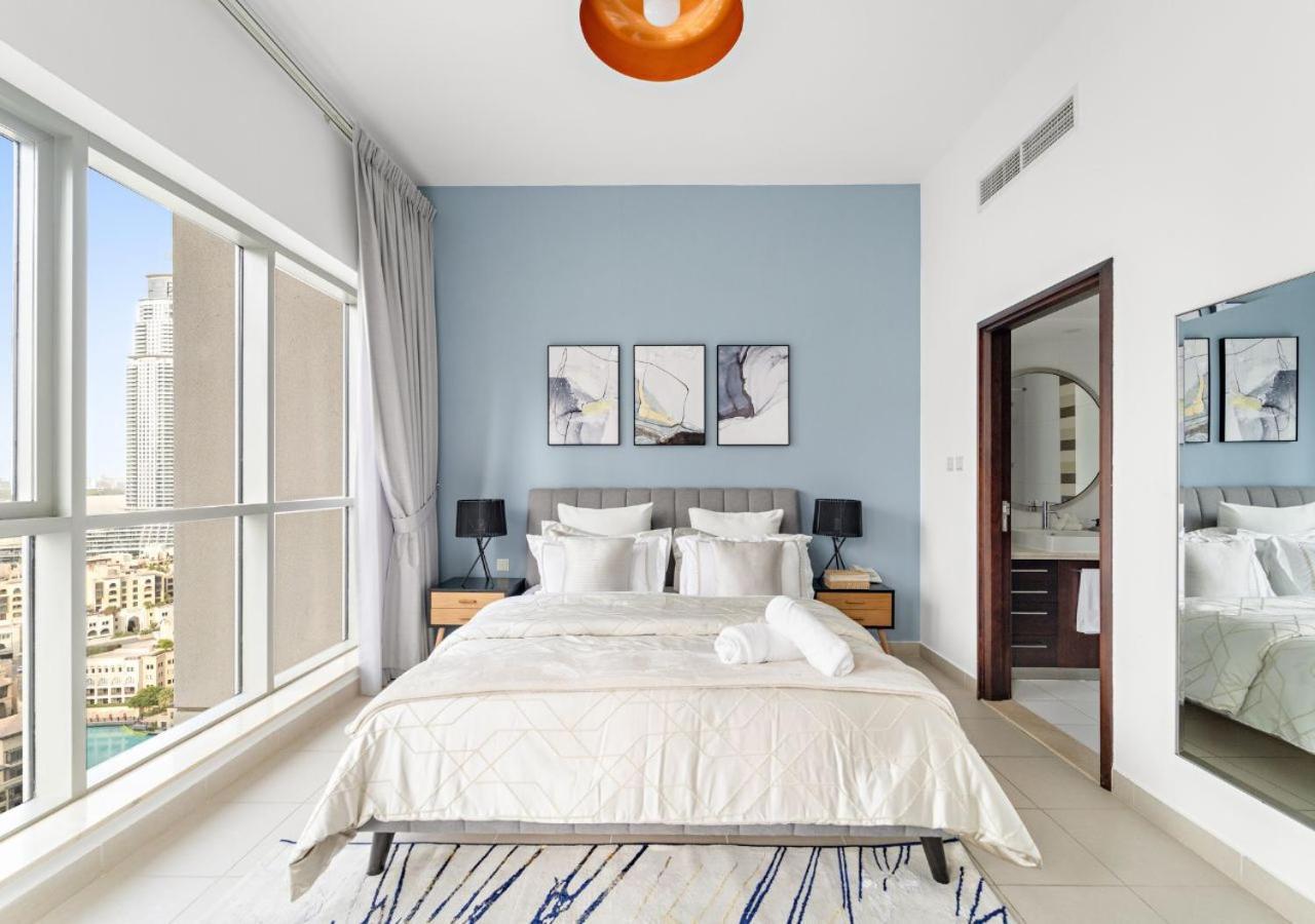 Burj Khalifa View Downtown Gem, 8 Minutes Walk To Mall Apartemen *