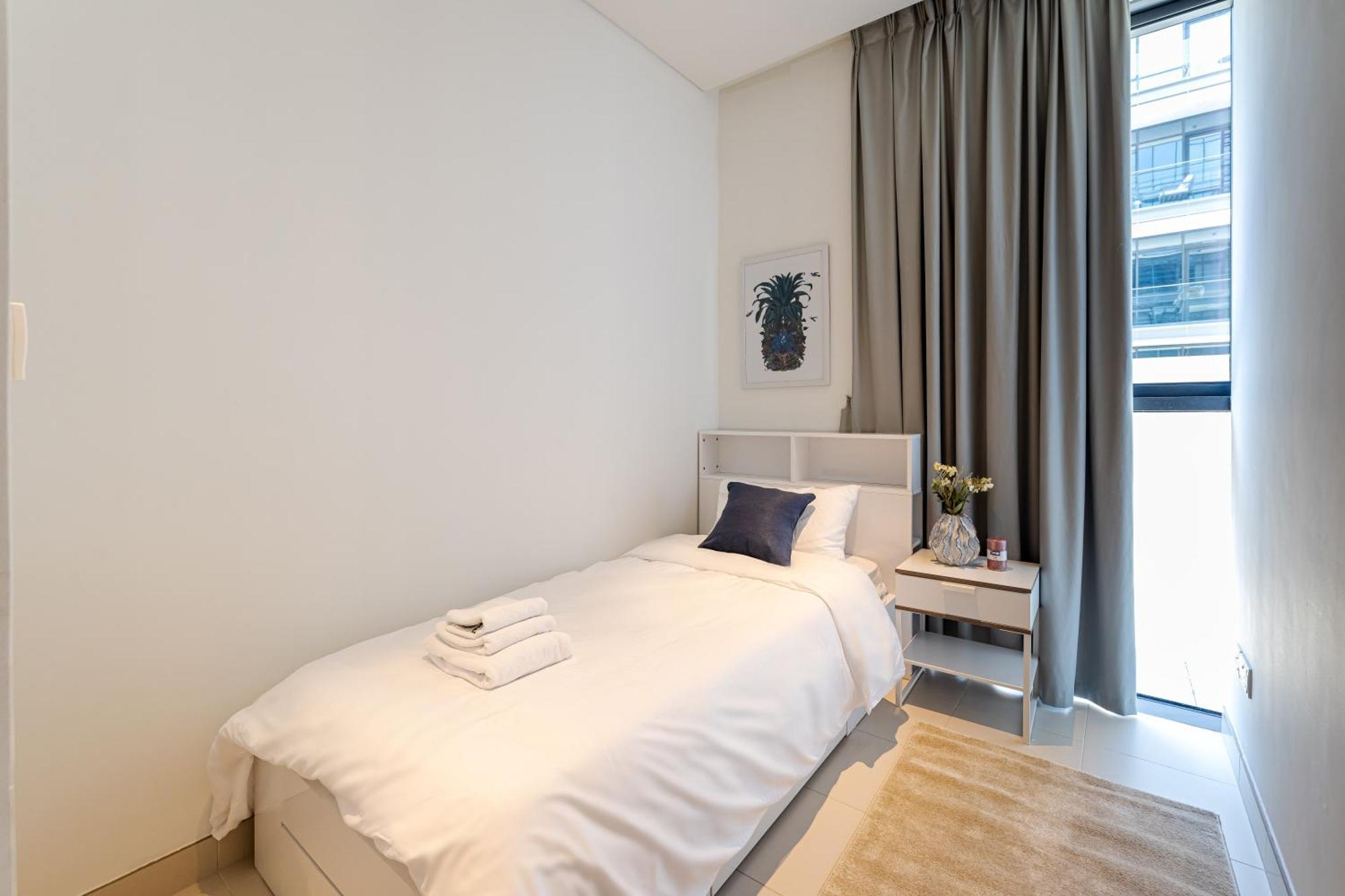 2br With Direct Pool Access Walk B9 - Nox Lägenhet Dubai