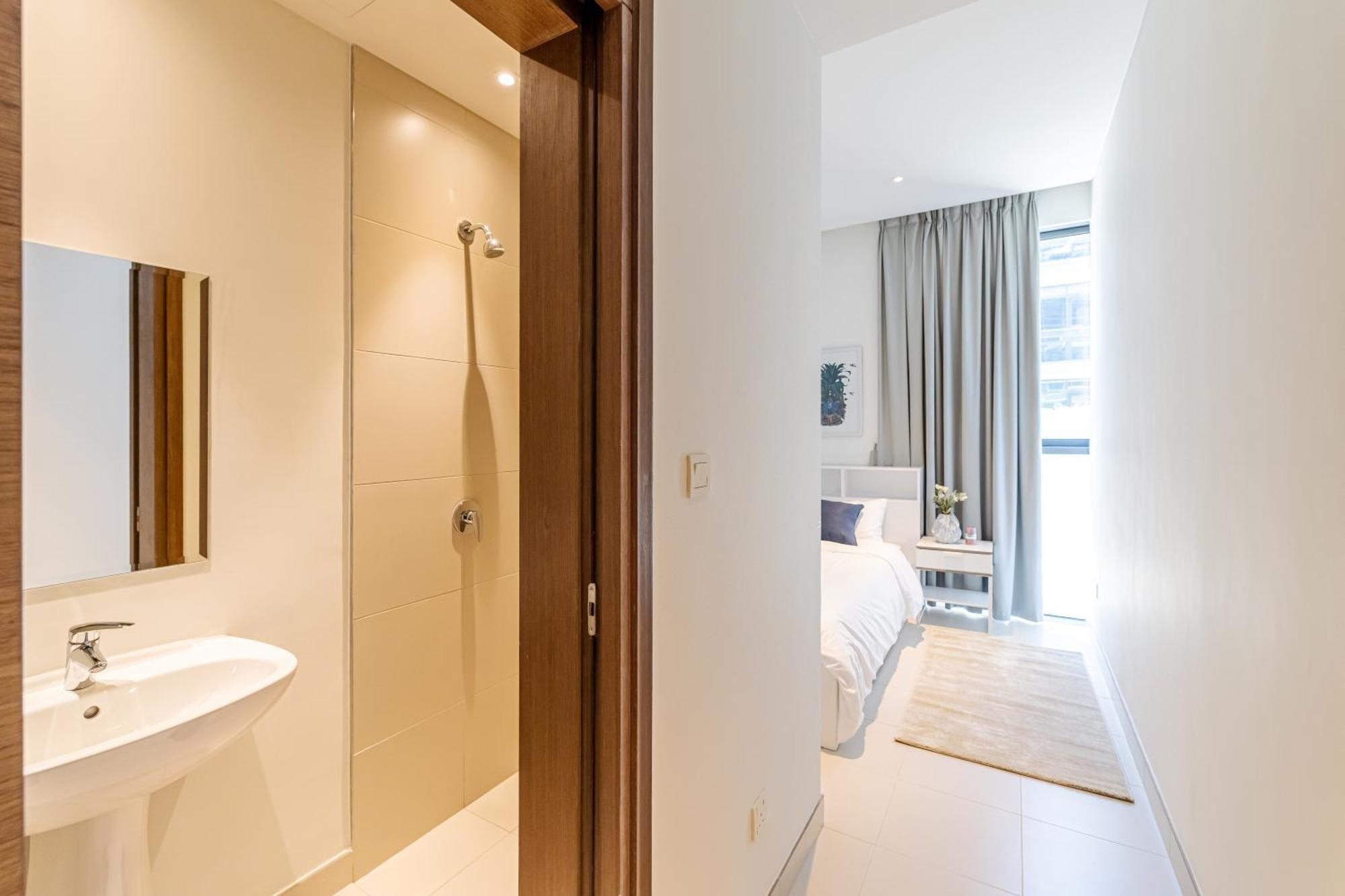 2br With Direct Pool Access Walk B9 - Nox Appartement *