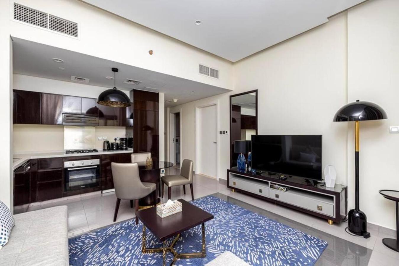 Modern With Stunning View - Damac Majestine Tower * Dubaï