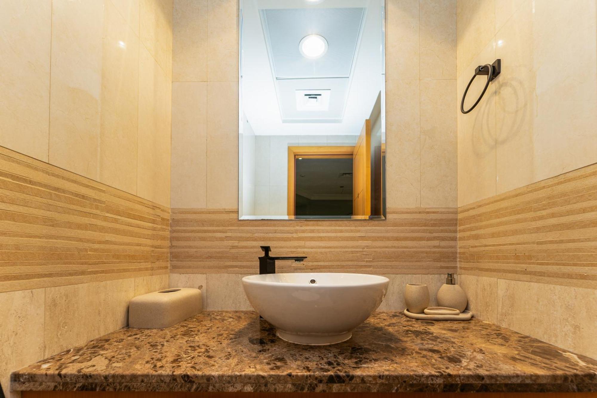 Appartamento Avant Marina 2br With Amazing Views Dubai