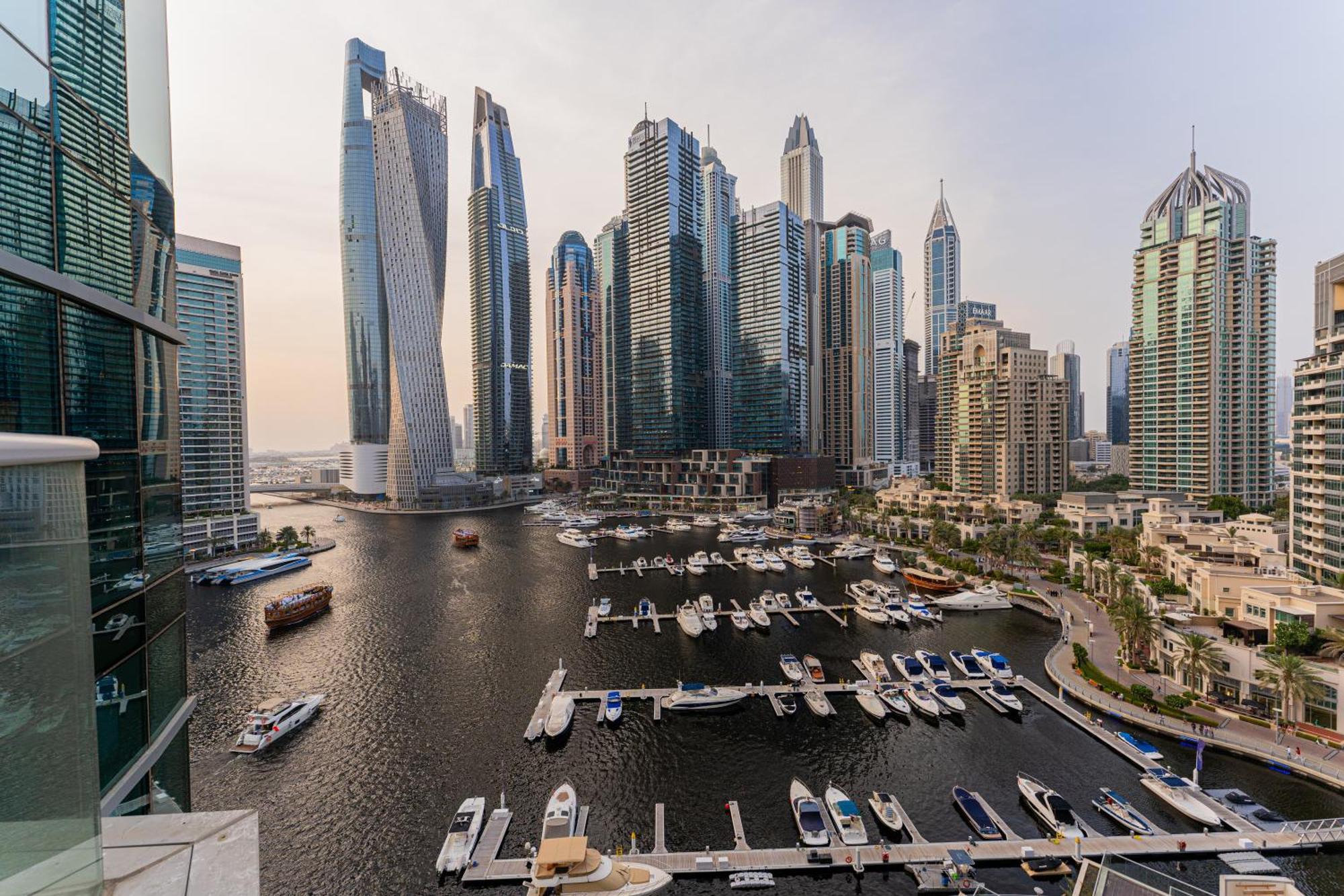 Apartamento Avant Marina 2br With Amazing Views Dubai