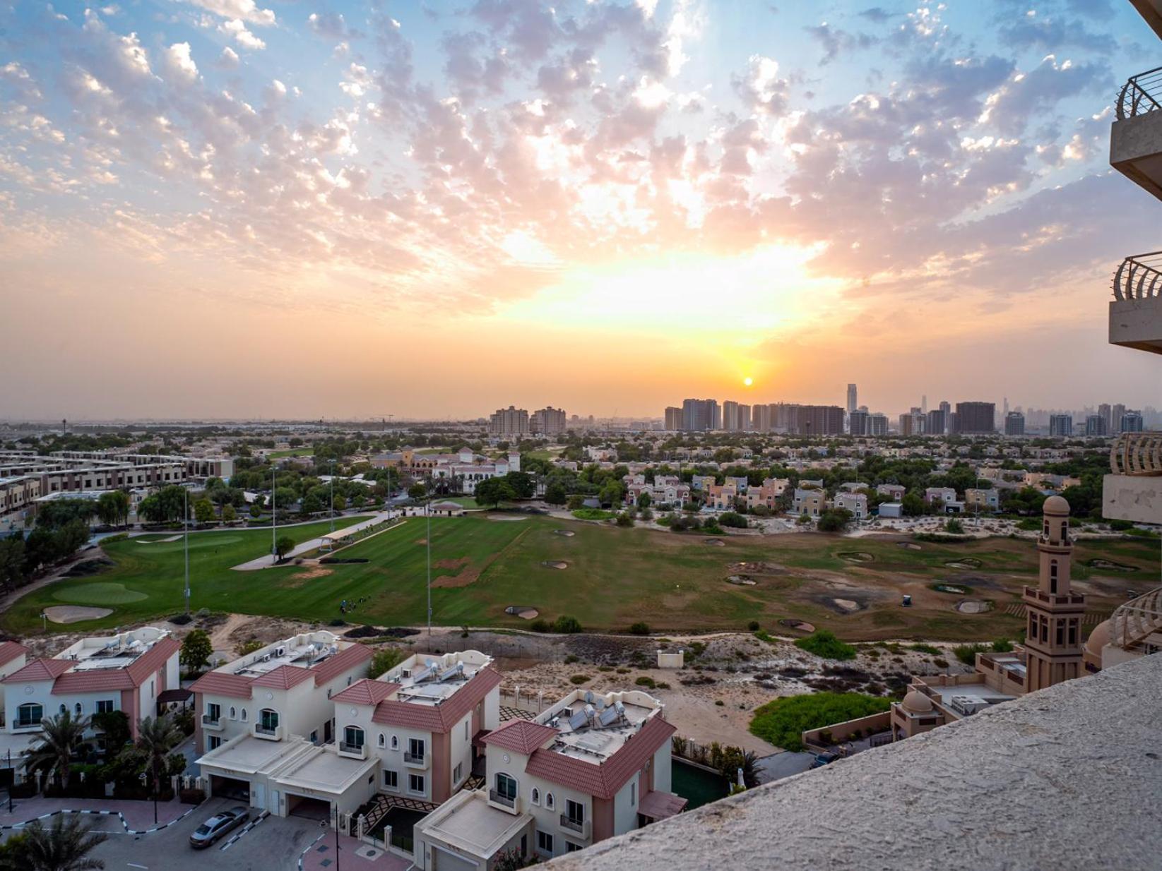 Appartement Stunning 1br With Golf View In Sports