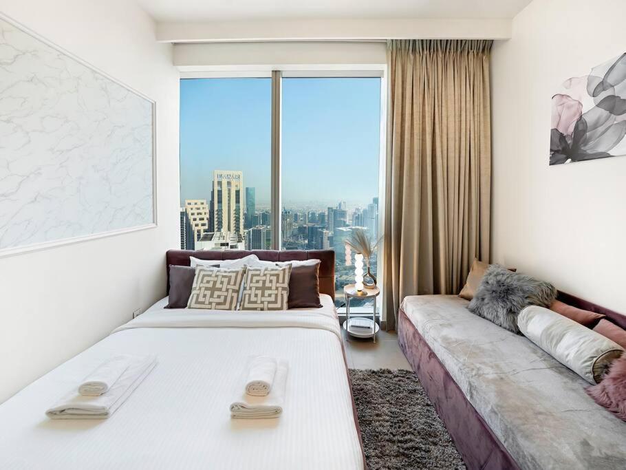 Apartamento Glorious Fountain,opera &burj Sky View 4br Dubái