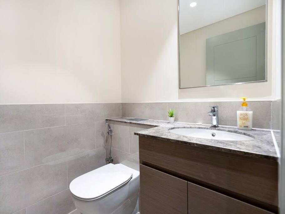 Apartamento Glorious Fountain,opera &burj Sky View 4br Dubái