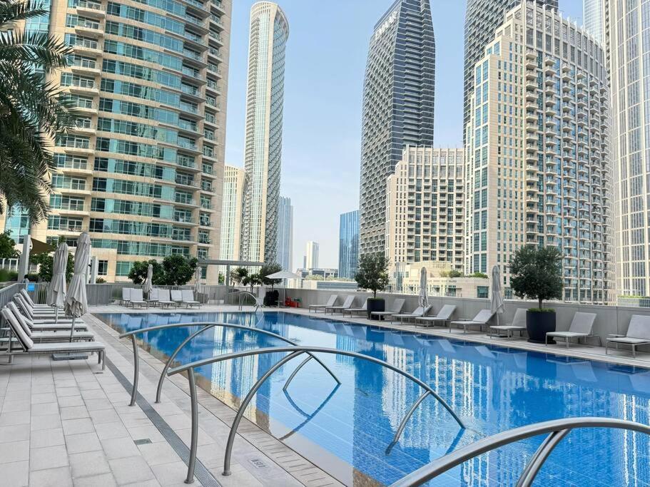 Glorious Fountain,opera &burj Sky View 4br Apartamento Dubái