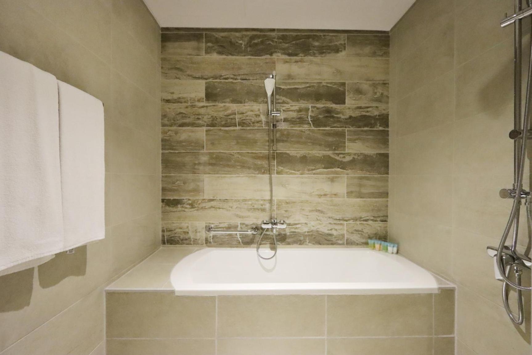 Apartamento Livbnb-tranquil 1b Steps To Palmboardwalk Sea View Dubai