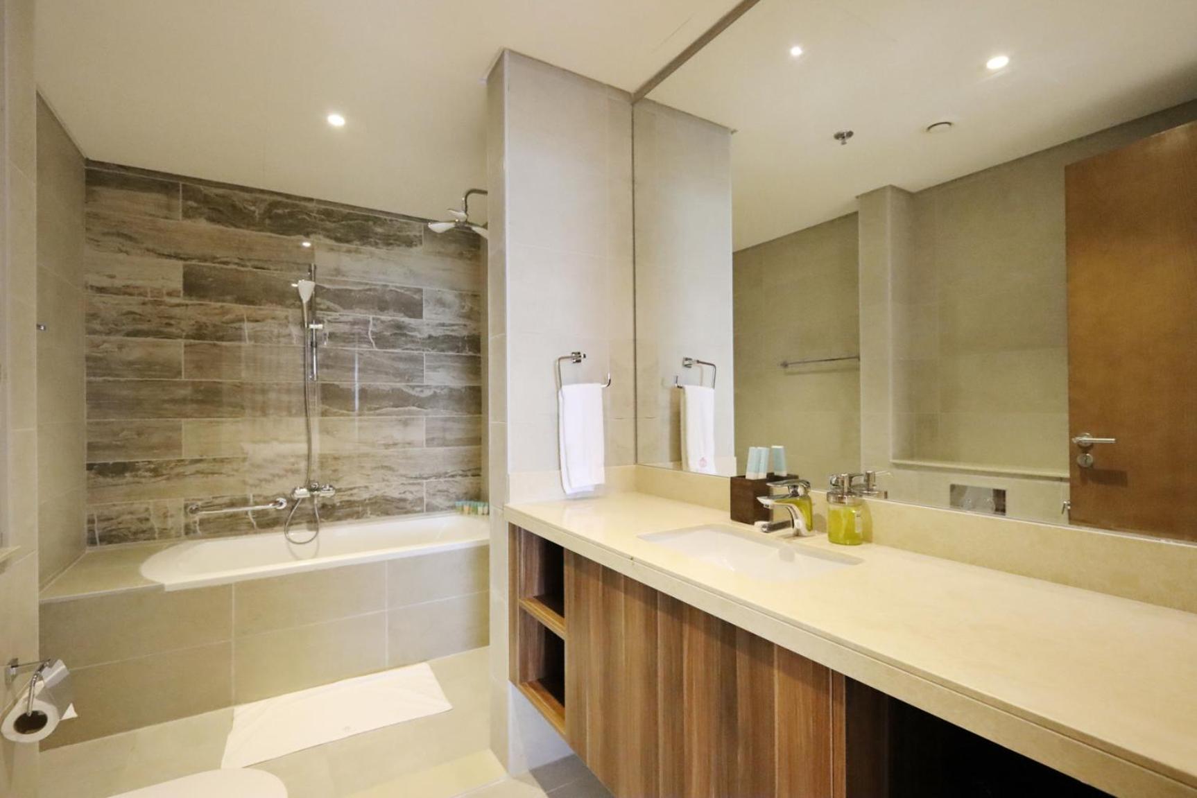 Livbnb-tranquil 1b Steps To Palmboardwalk Sea View Apartamento Dubai