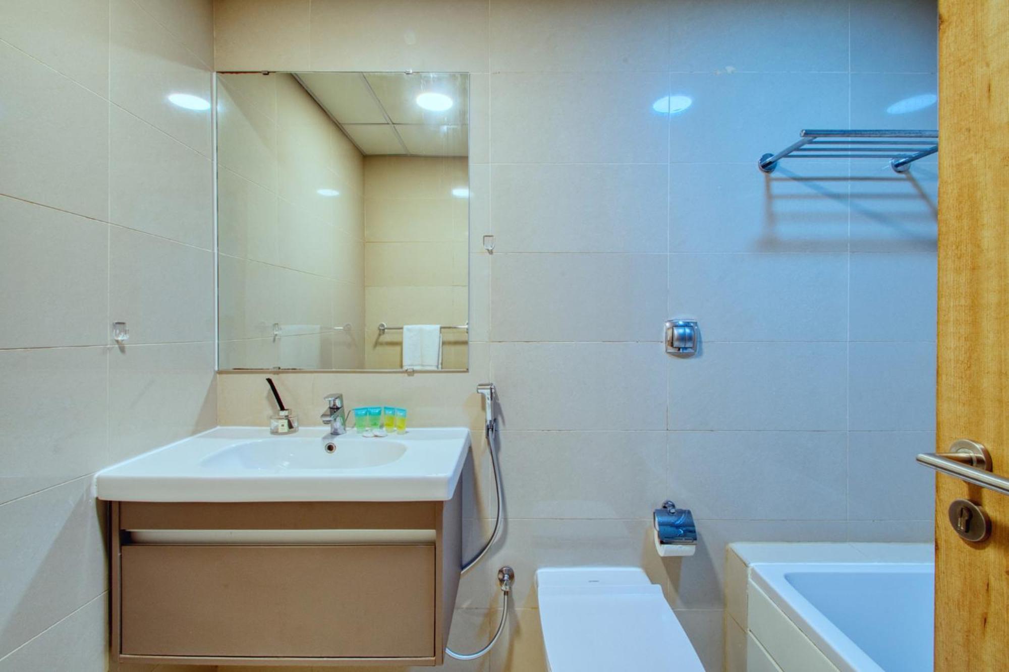 Aesthetic 2br With Marina Waterfront View Dubaï
