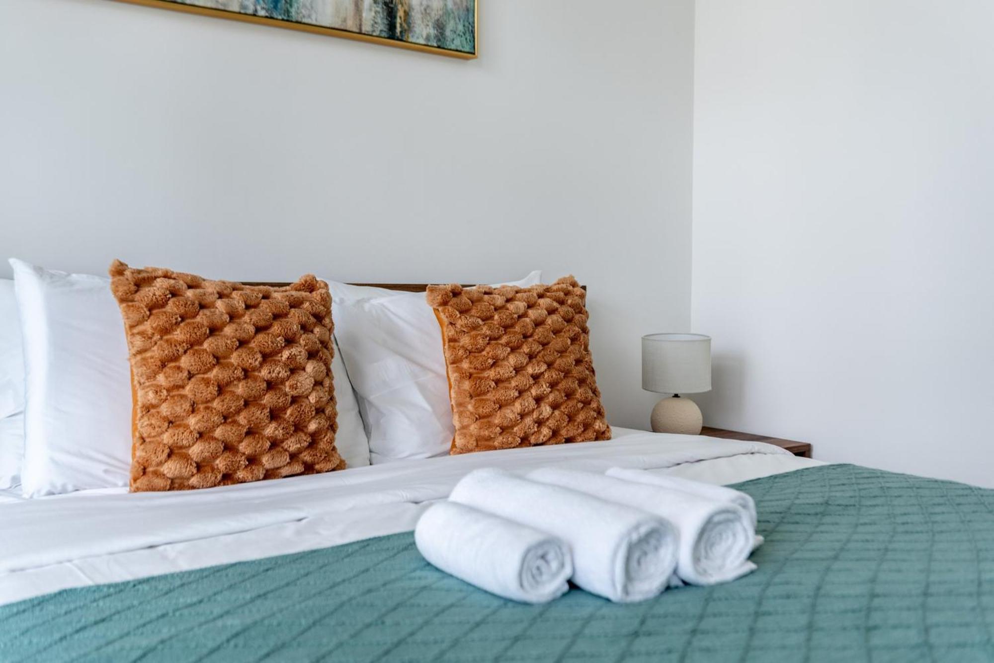 Aesthetic 2br With Marina Waterfront View Appartement