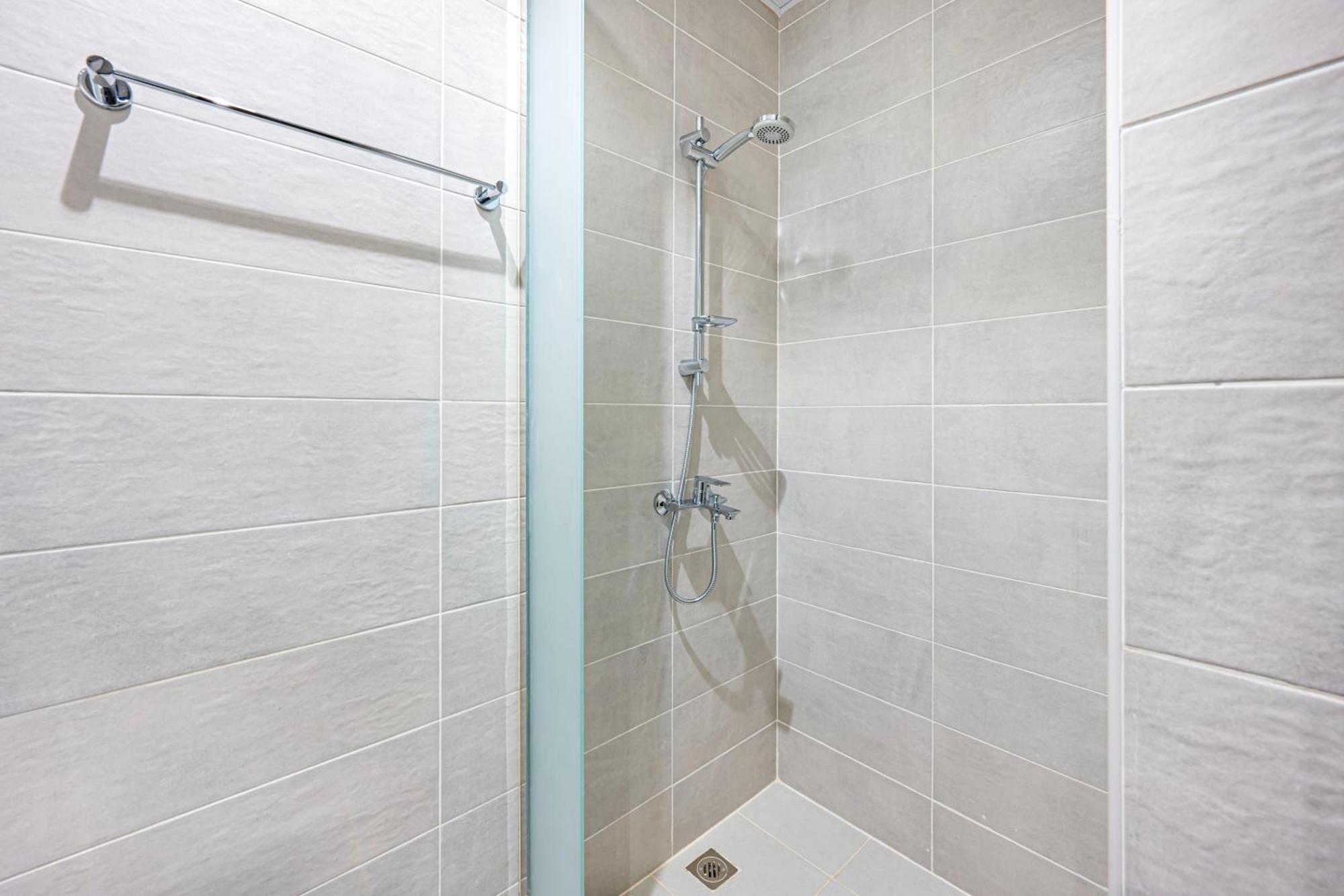Chic Urban Retreat Immerse Yourself In Comfort Appartement *