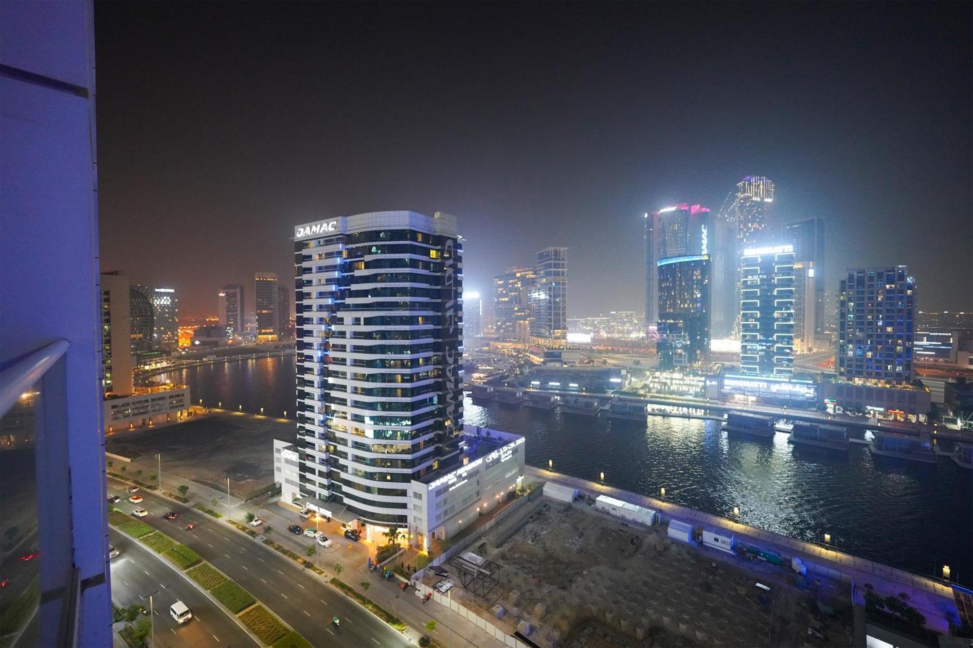 Apartment Brown Stone -canal View Vera Ii Dubai