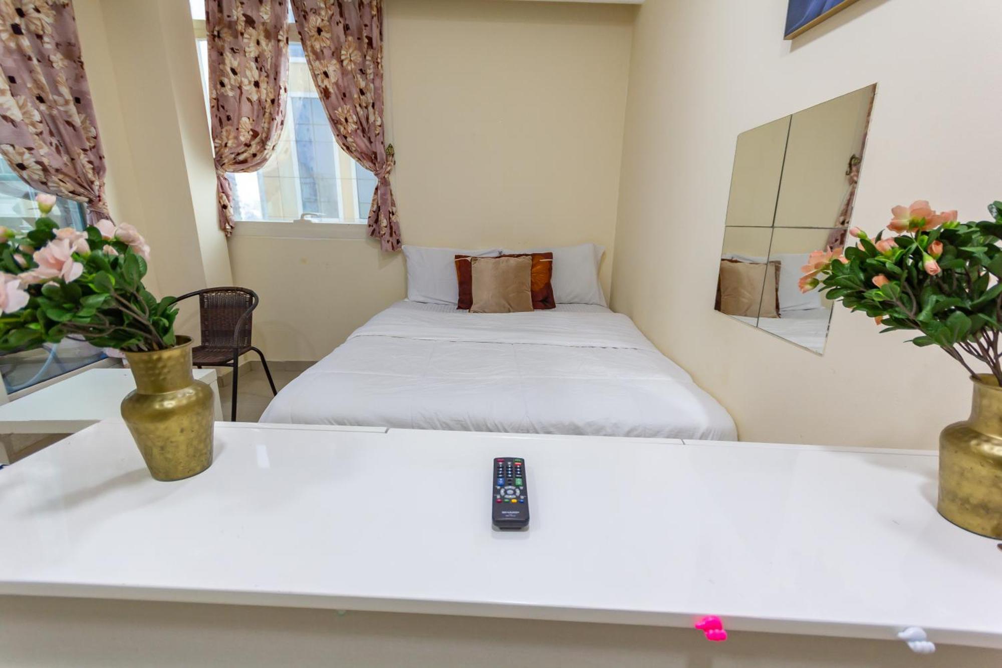 Apartamento Spacious For Girls In Marina فتيات فقط *