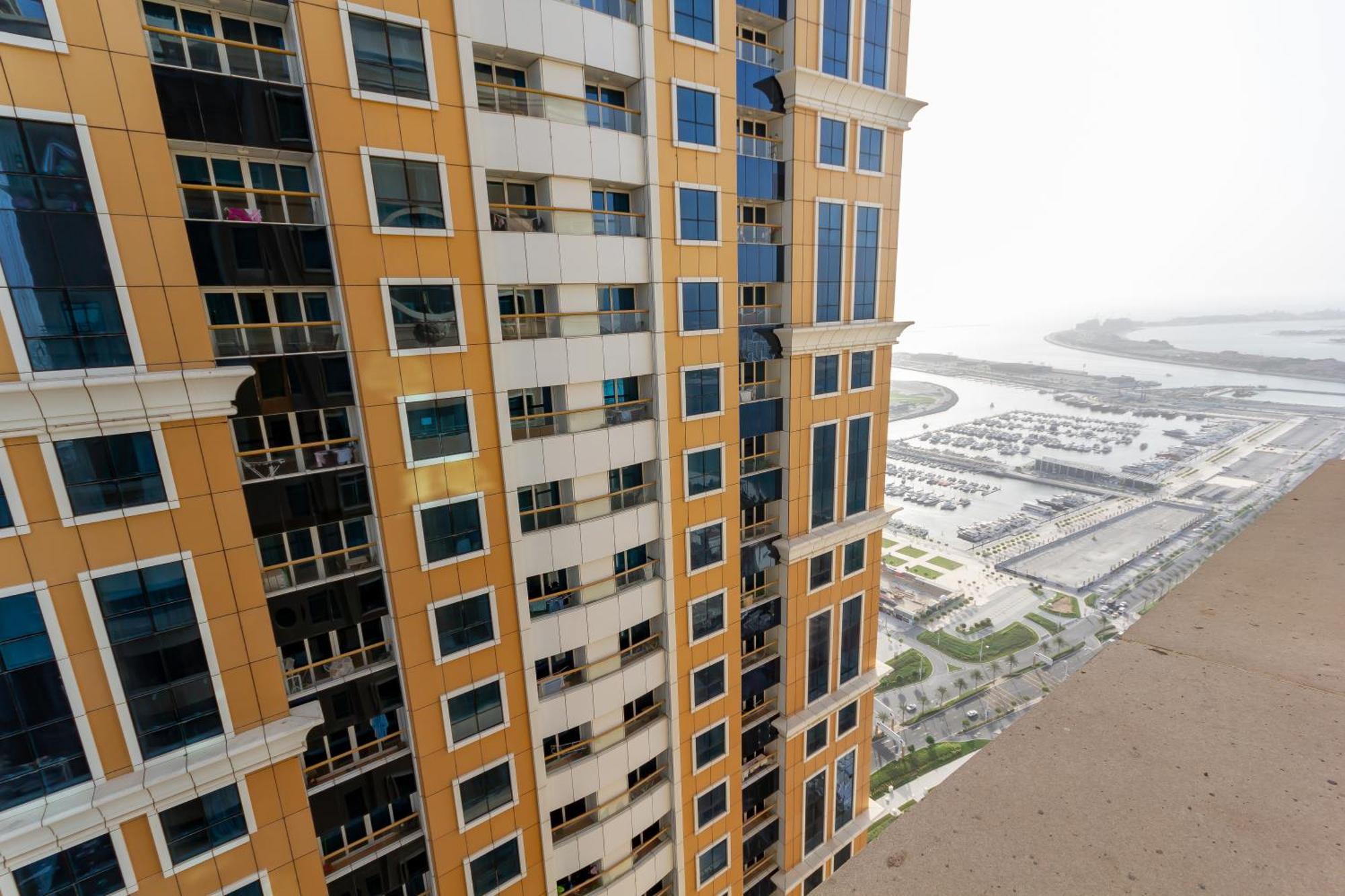 Spacious For Girls In Marina فتيات فقط Dubái