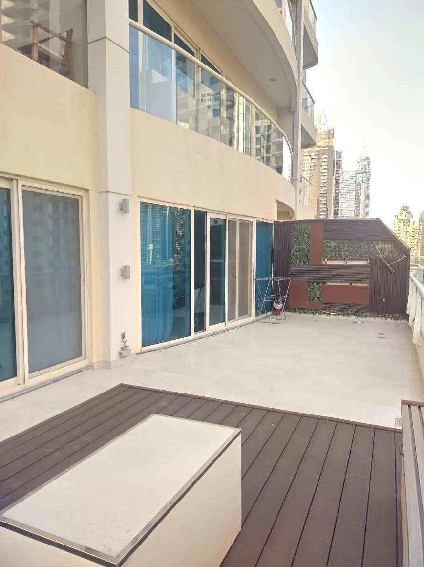 Appartement Upgraded 2 Bedroom At Marina *
