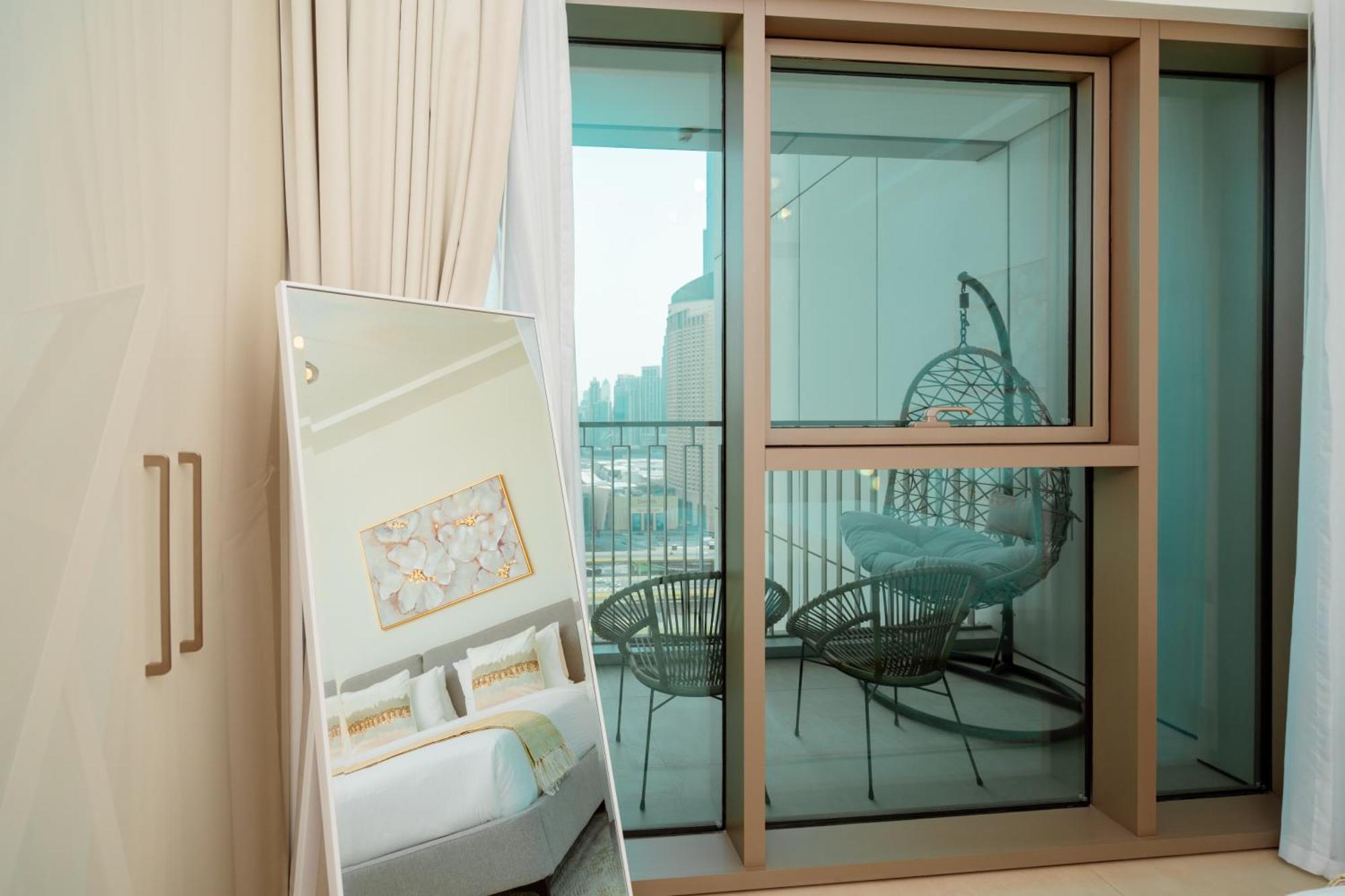 Prime Retreats @ Downtown Views By Emaar Apartamento