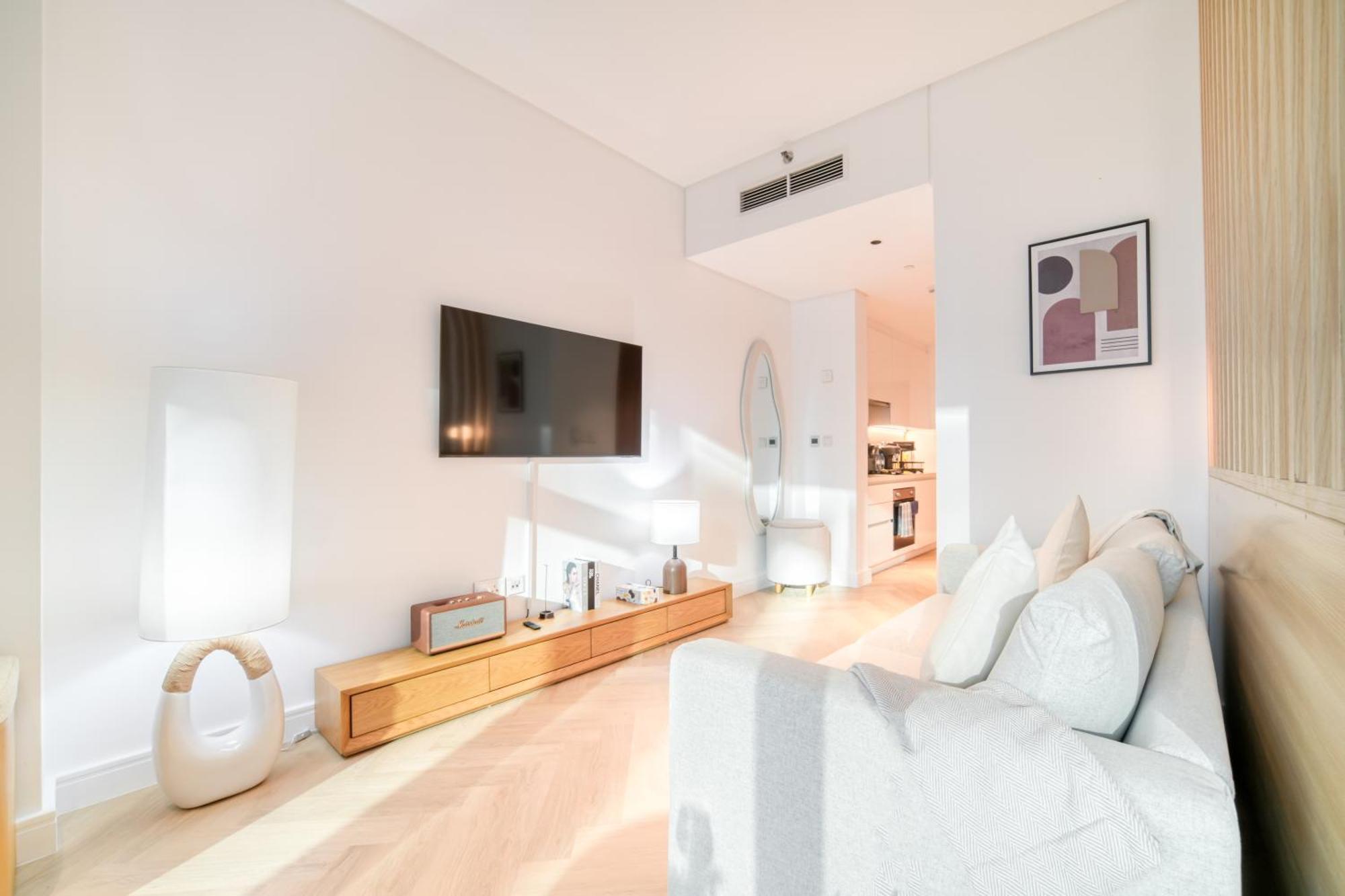 Luxury With Burj Khalifa View - Marquise Square Tower Lejlighed