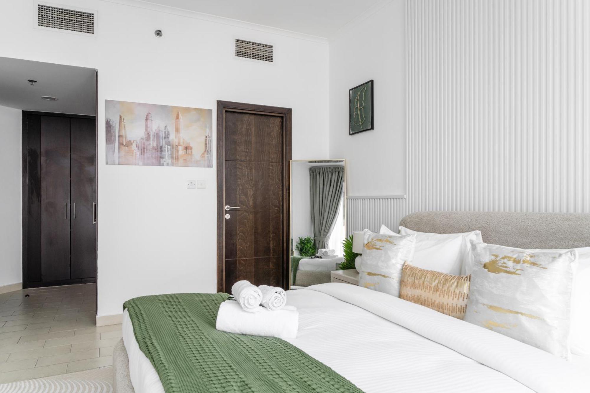 Casa Nomad - Stunning High-floor Apt With Palm & Sunset Views Apartamento *