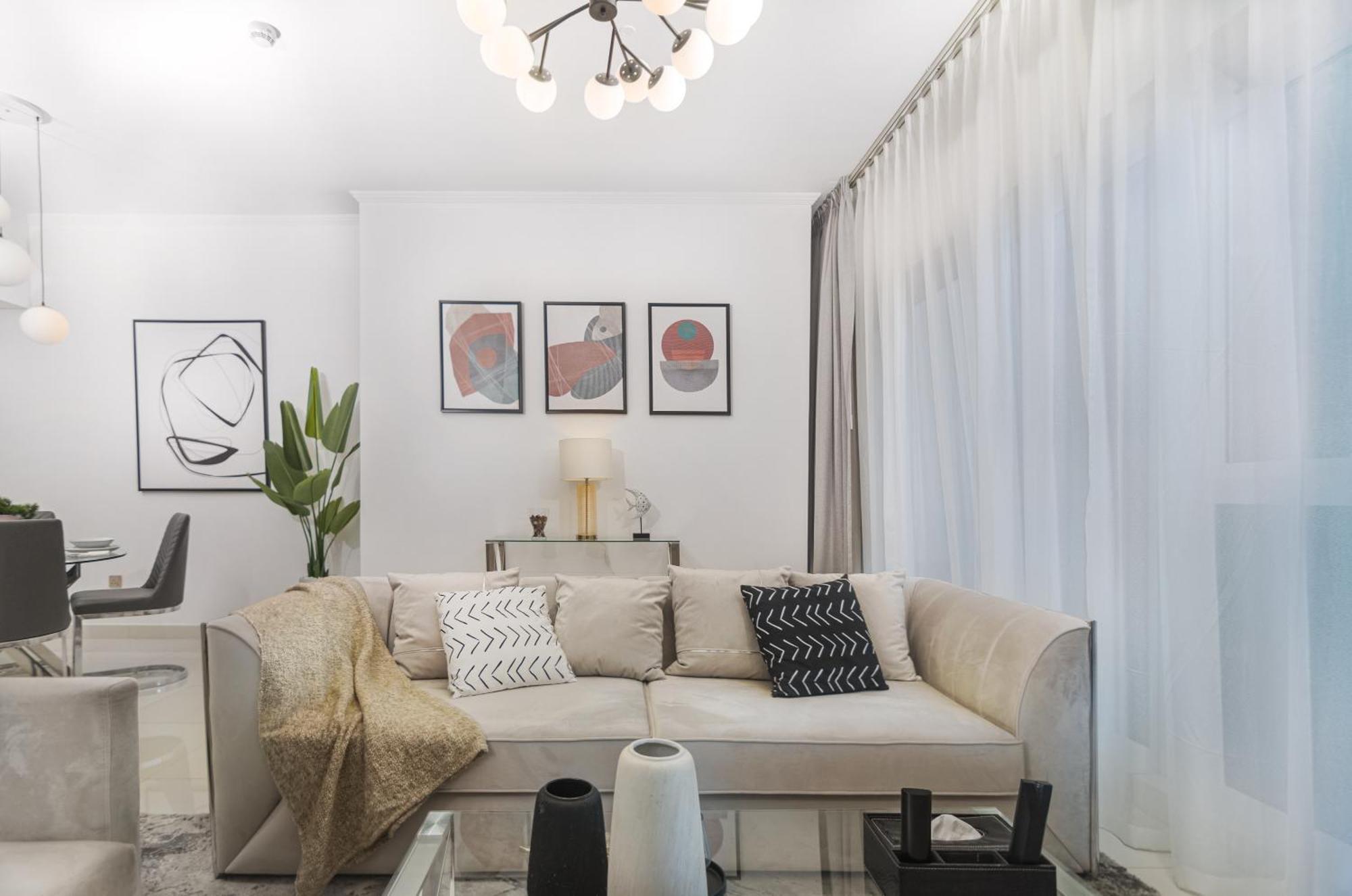 Oskena Vacation Homes- Beautiful High Floor Two Bedroom In Marina Dubái