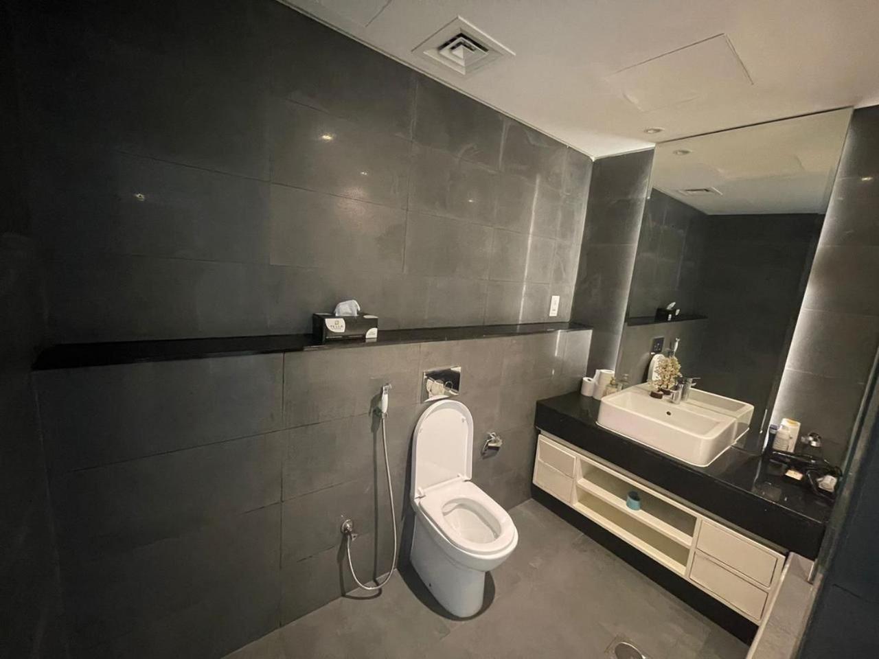 Damac Canal Views Building Apartment