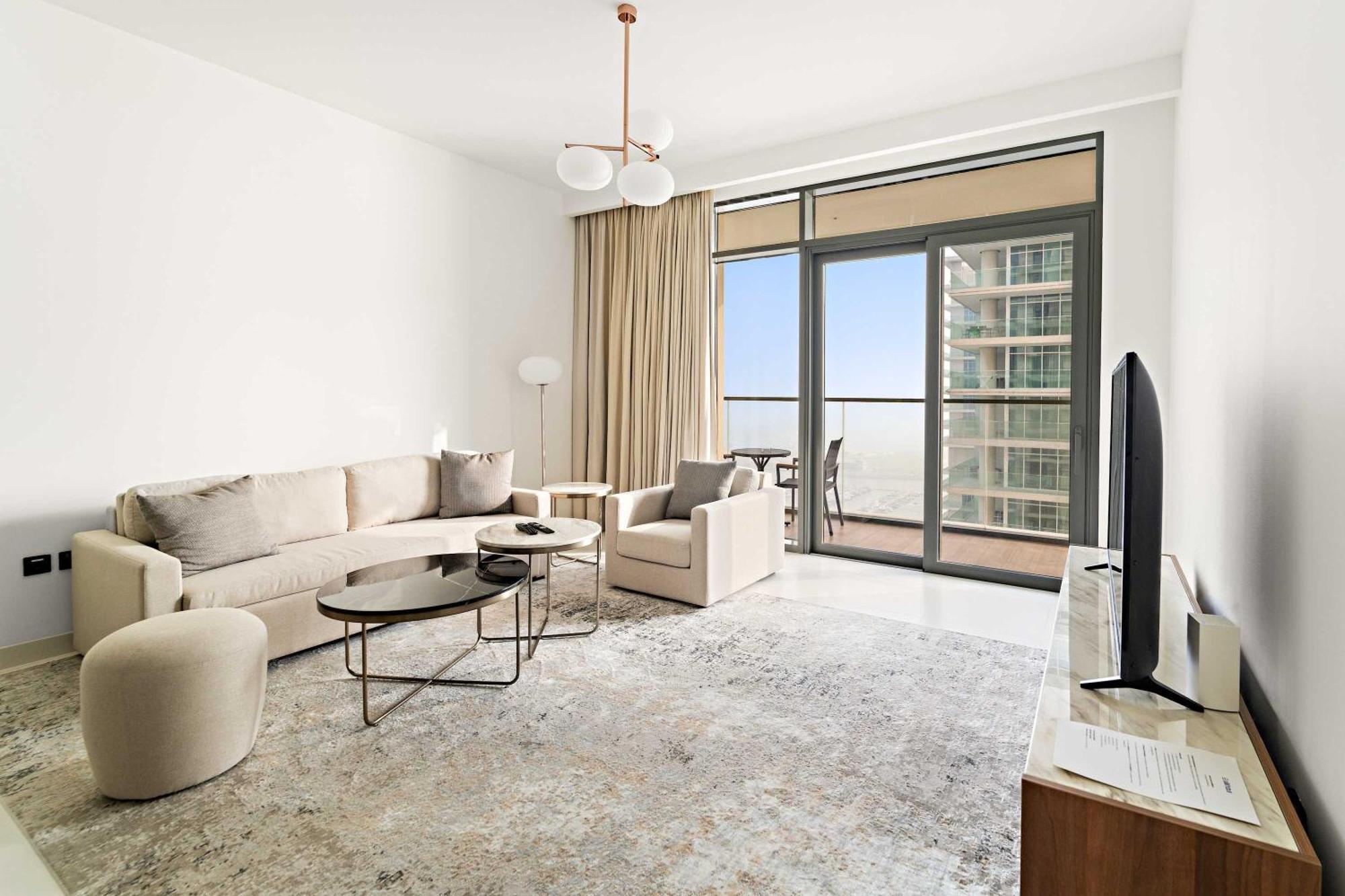 Silkhaus 1bdr Marina Vista With Private Access Dubaï