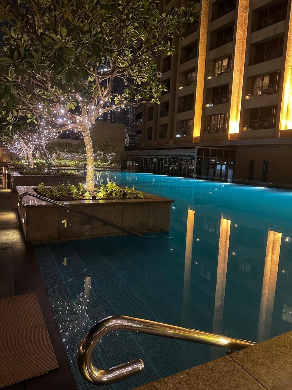 Mall Fashion Avenue Highest Floor Burj Khalifa View Residence- Formerly Address Mall Apartamento