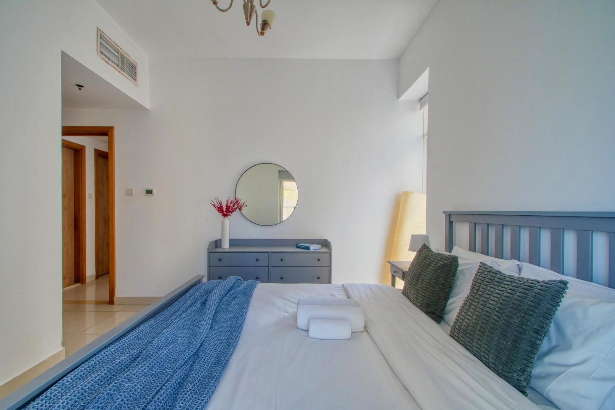 Shoresinn - Elegant 2br With Marina View Appartement