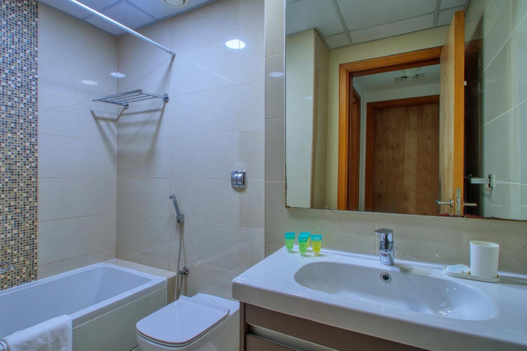 Shoresinn - Elegant 2br With Marina View Appartement