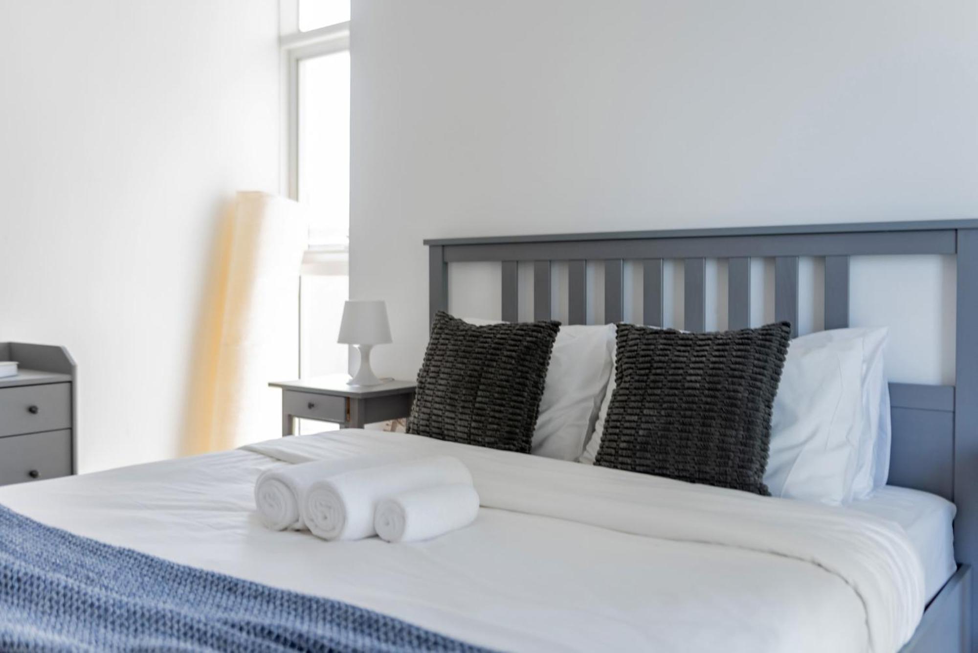 Shoresinn - Elegant 2br With Marina View Appartement *
