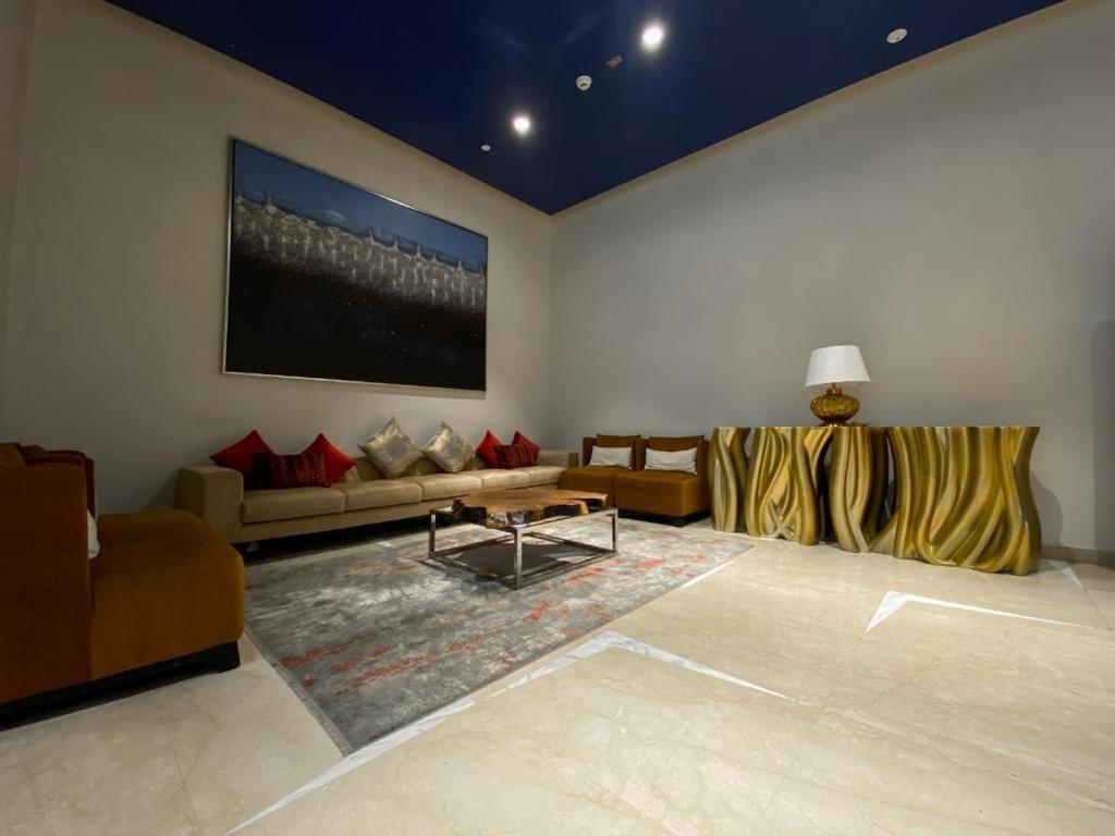 Appartement Deluxe Business Bay - Canal View - Gym & Pool *