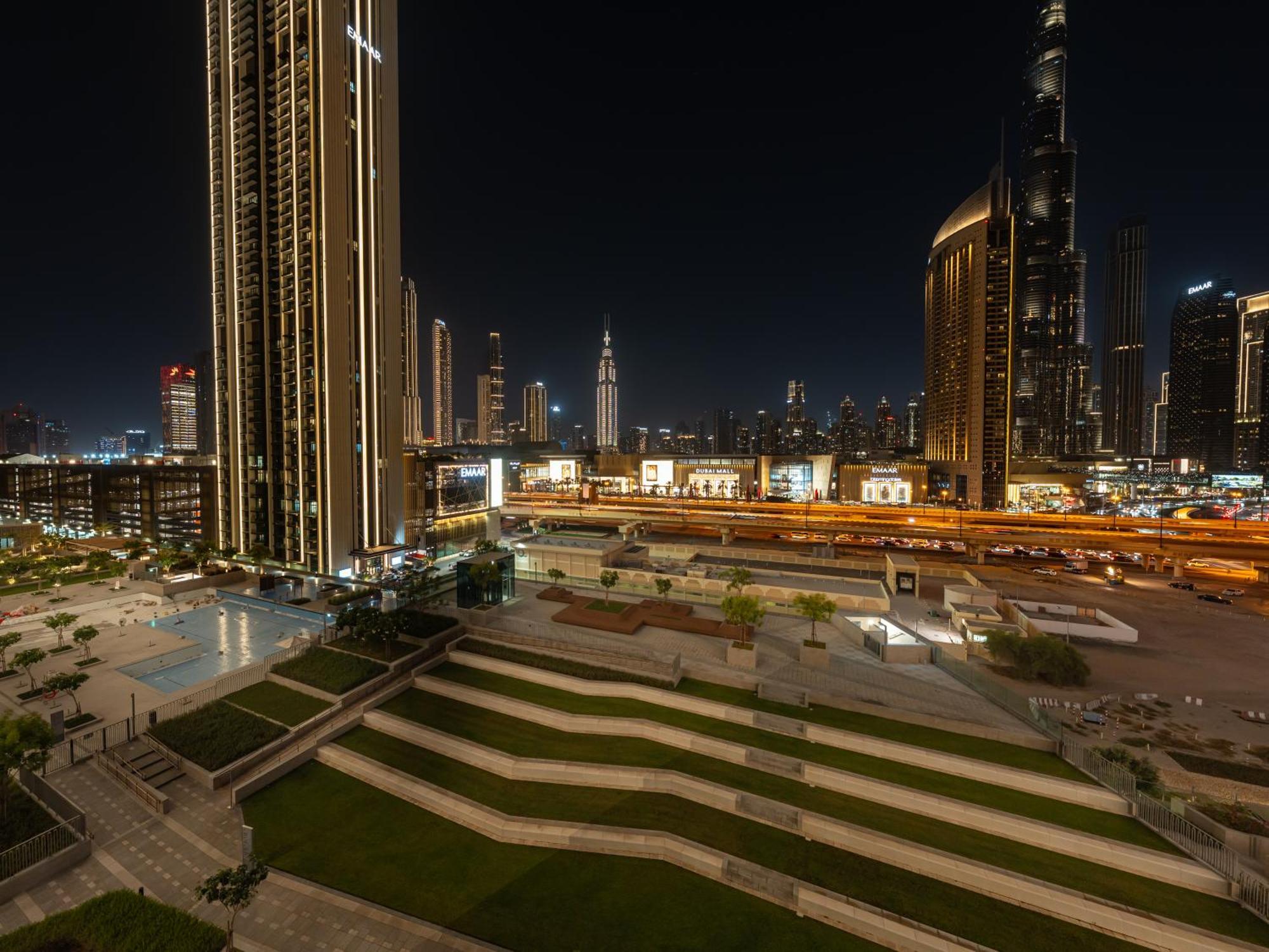 2br Burj Khalifa Fireworks View Apartamento Dubái