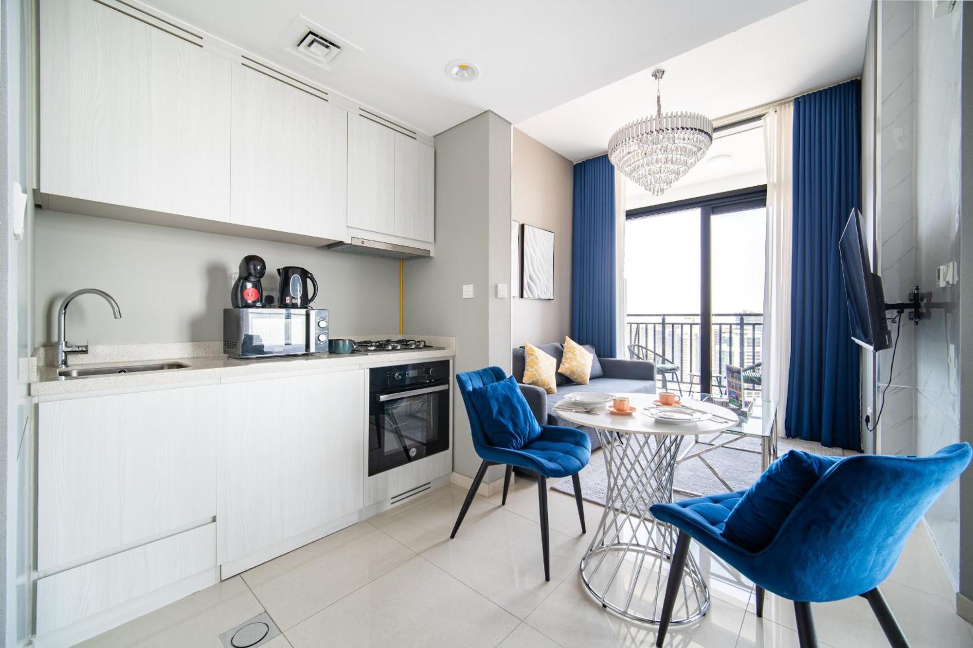 Elegant Escapes - Lavish 1b,dubai Water Canal View Apartamento *