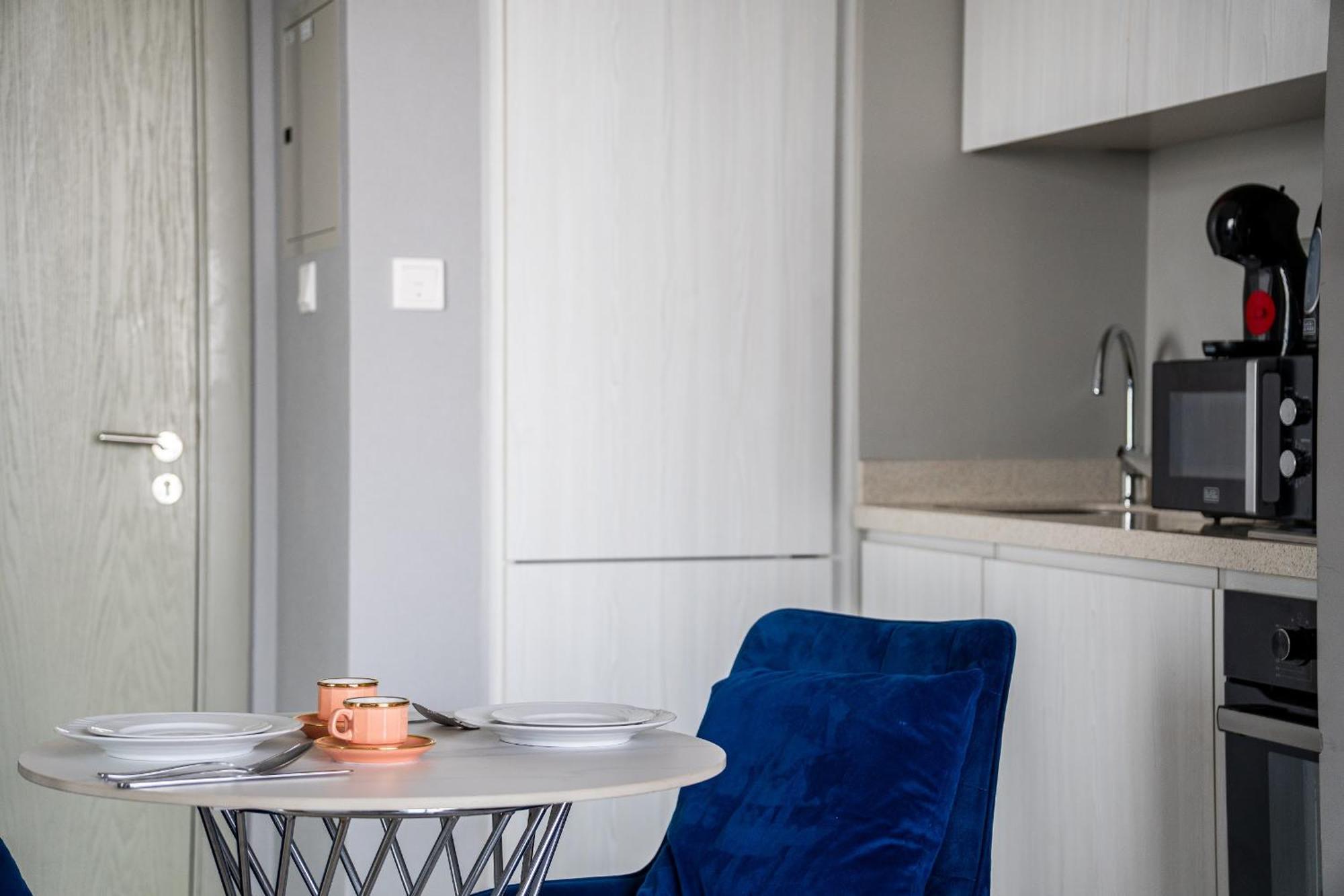 Elegant Escapes - Lavish 1b,dubai Water Canal View Apartamento *