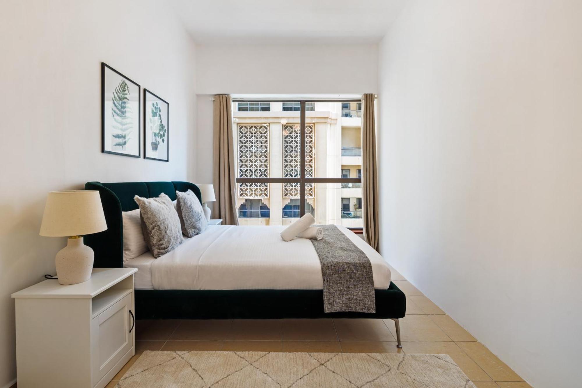 Spacious 5br With Maid's On Jbr - Prime Location, Steps From Shops, Dining & Entertainment - By Sunkissed Homes Apartamento *