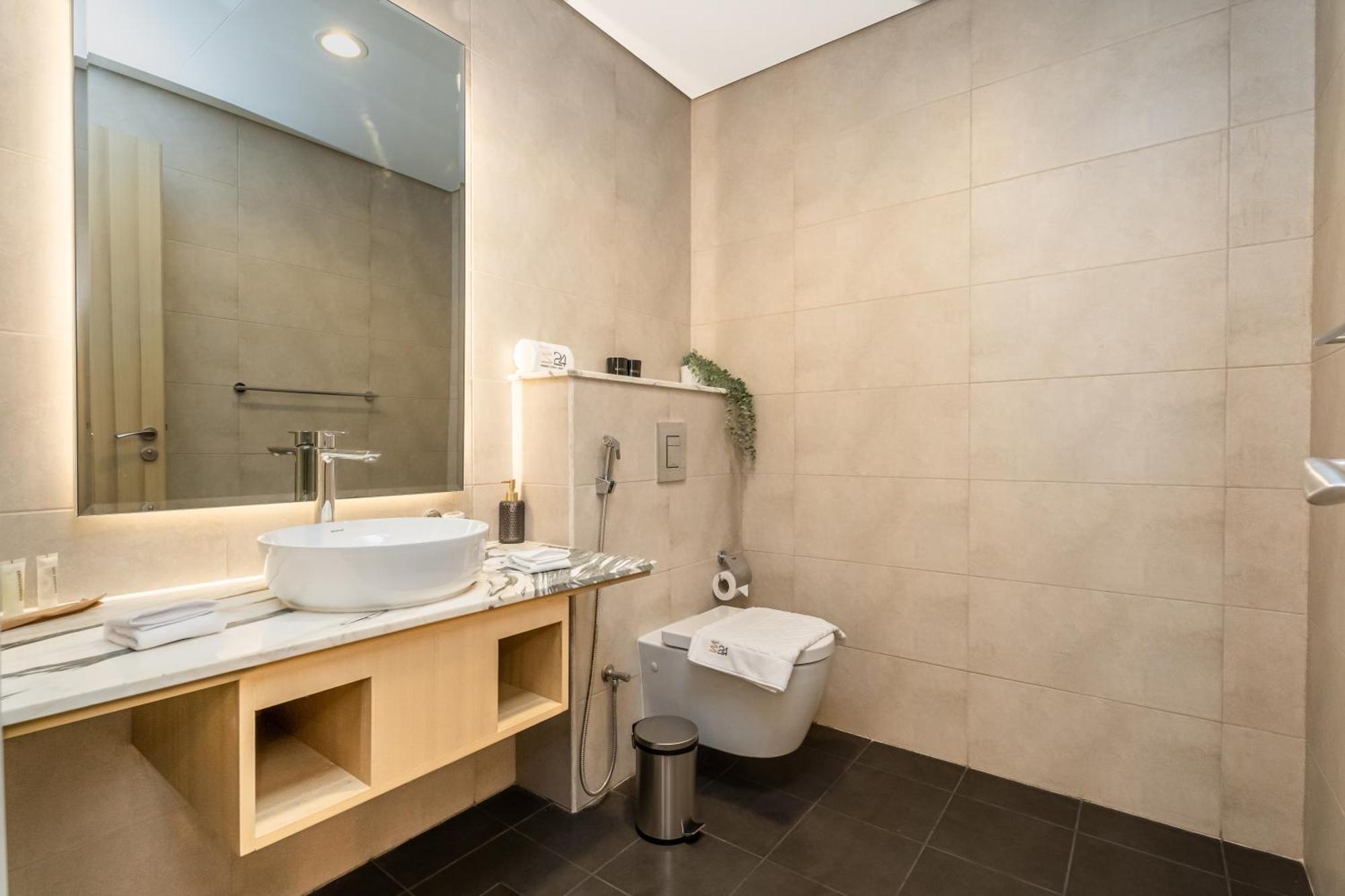 Luxury 2br Paramount Midtown Infinity Pool Business Bay * Dubái