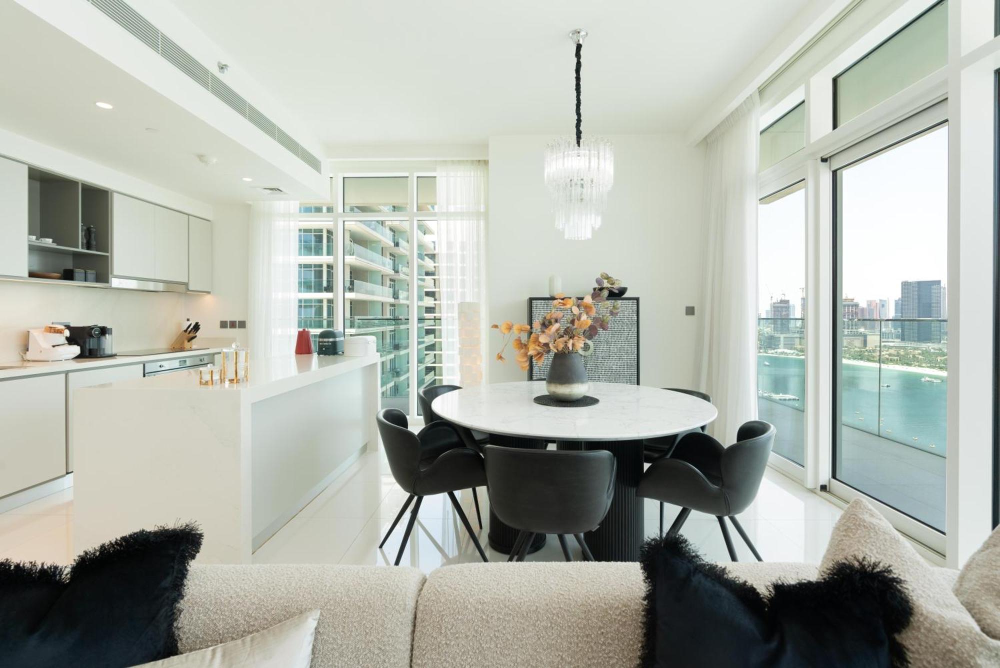 Sunrise Bay Tower 1 - Beachfront Unit With Access Appartement Dubaï