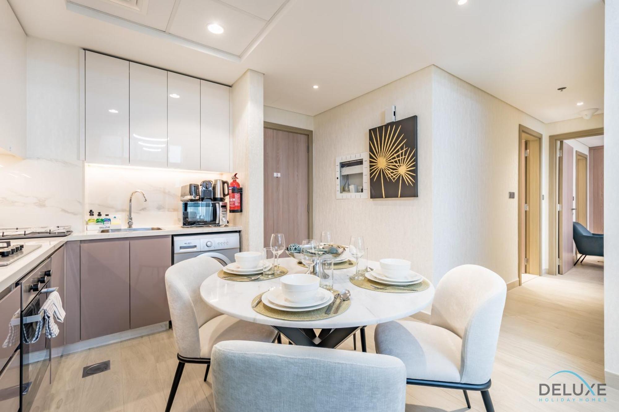 Inviting 2br In Azizi Riviera 39, Al Merkadh By Deluxe Homes * Dubaï