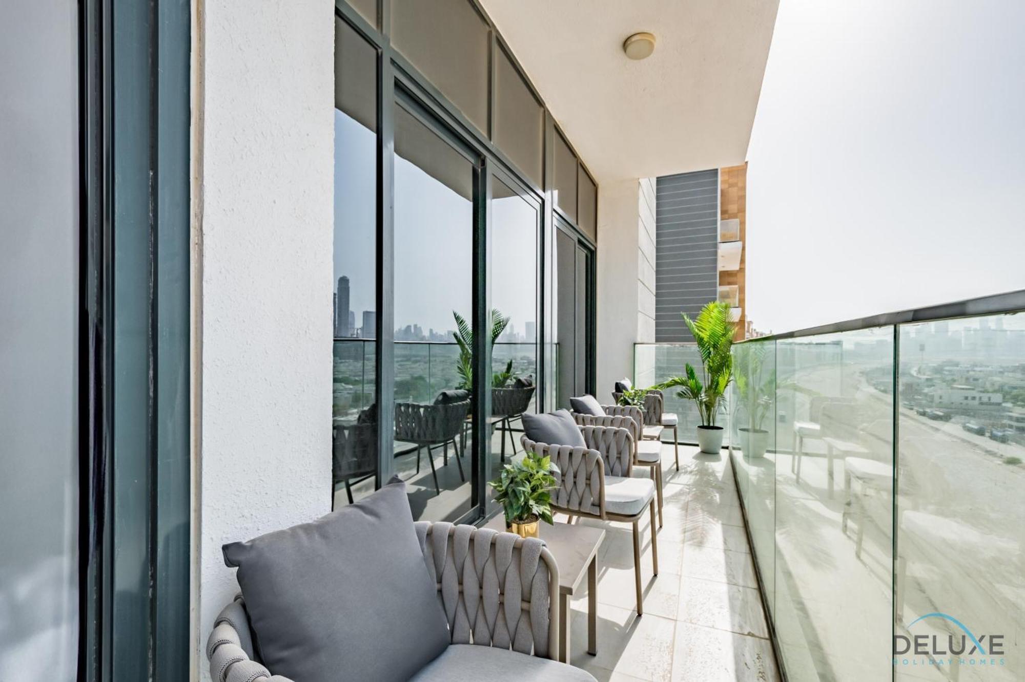 Inviting 2br In Azizi Riviera 39, Al Merkadh By Deluxe Homes Appartement