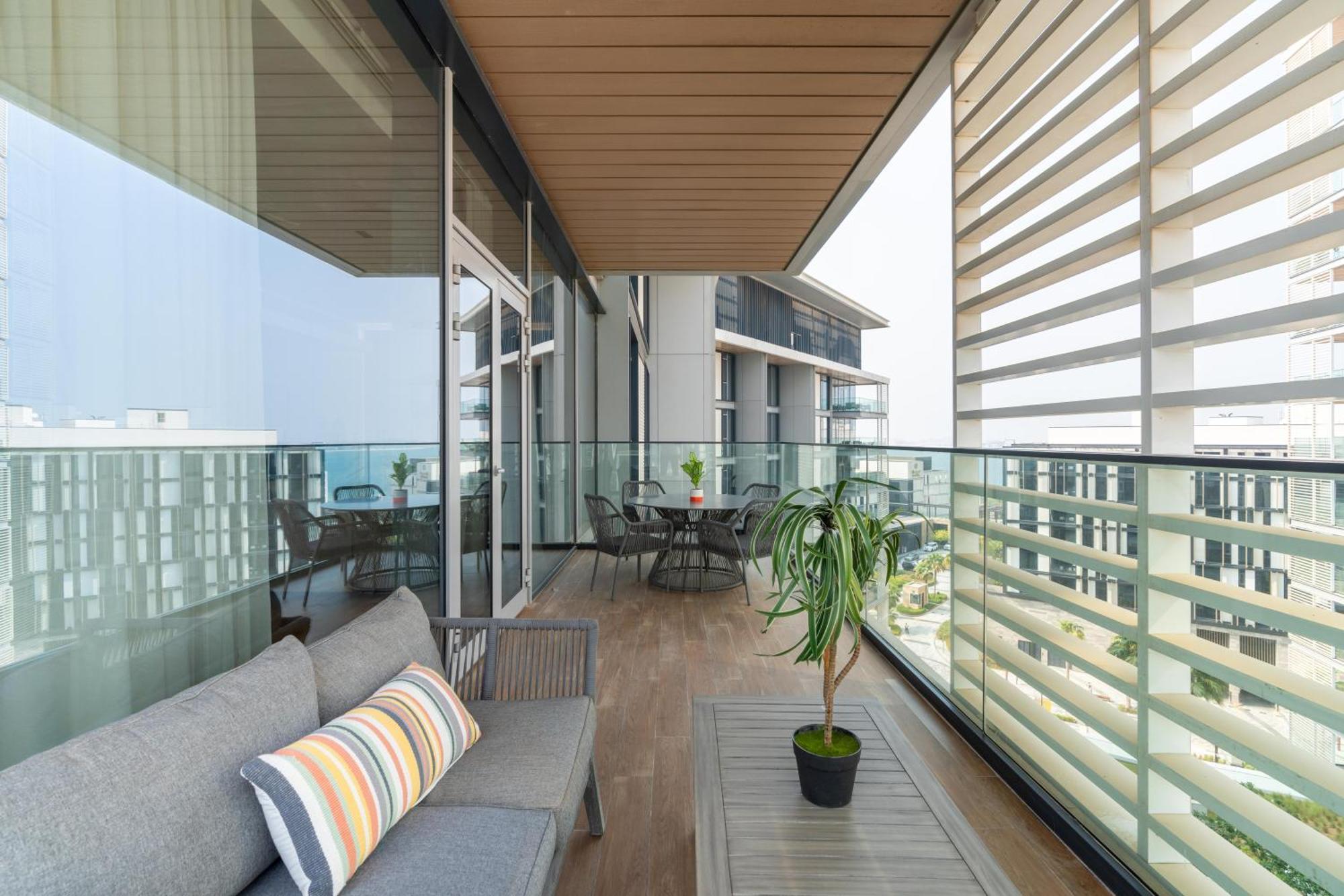 Bluewaters Residences 10 - Spacious Unit With Large Balcony Apartment *