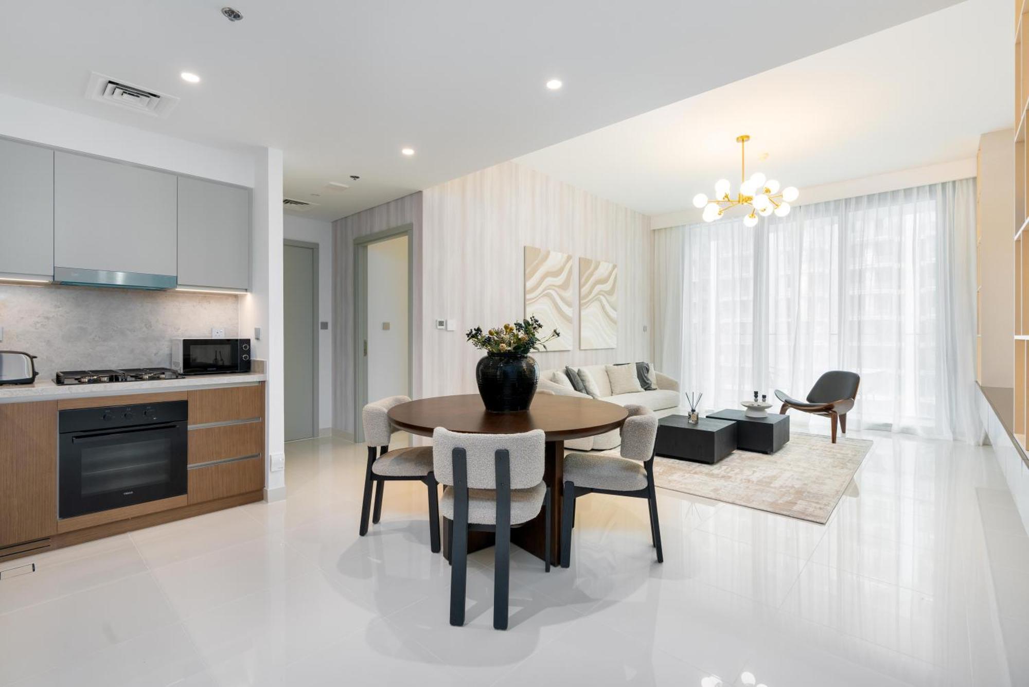 Isle Tower 2 - Beachfront Stunning - Full Sea Views