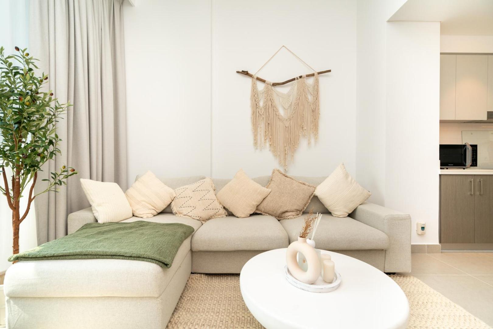 Lejlighed Downtown Luxury - Open Views Of The & The Sea - Walking Distance To Mall *