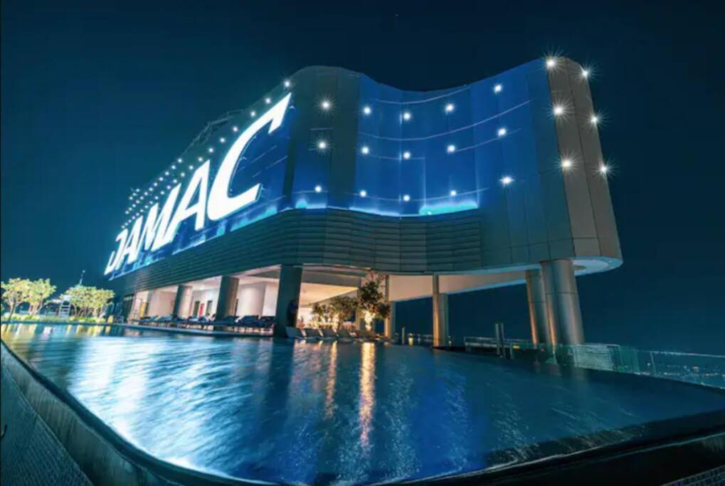 64th Floor Highest Downtown Infinity Pool Burj Khalifa View Apartamento Dubái