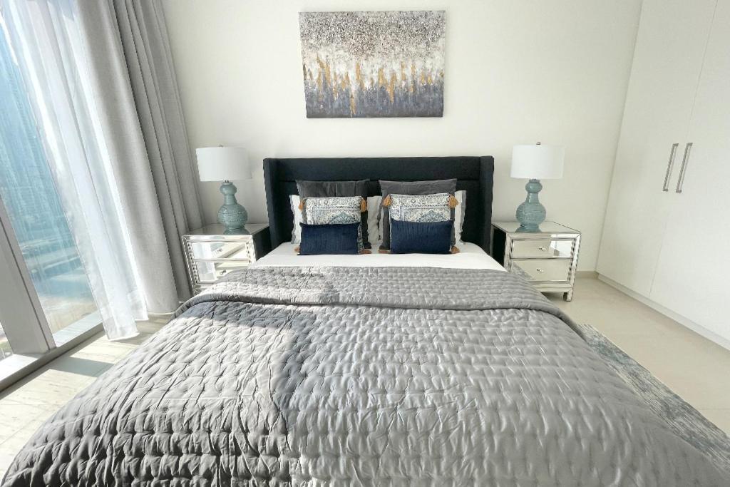 Apartamento Rh - Burj Khalifa View, 03br With Maid's Room, 7 Mins Walk To Burj Khalifa Dubai
