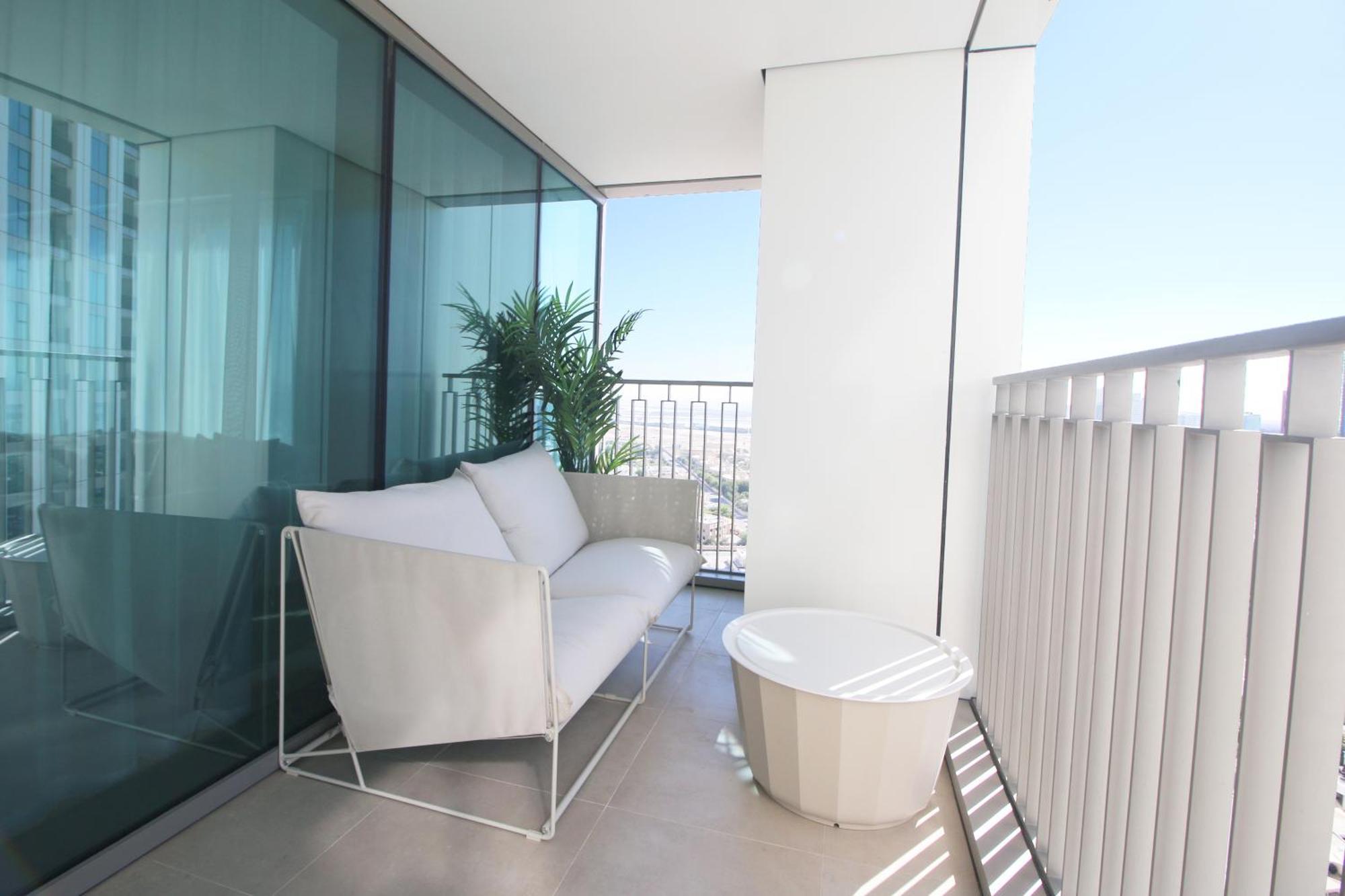 Apartamento Rh - Burj Khalifa View, 03br With Maid's Room, 7 Mins Walk To Burj Khalifa