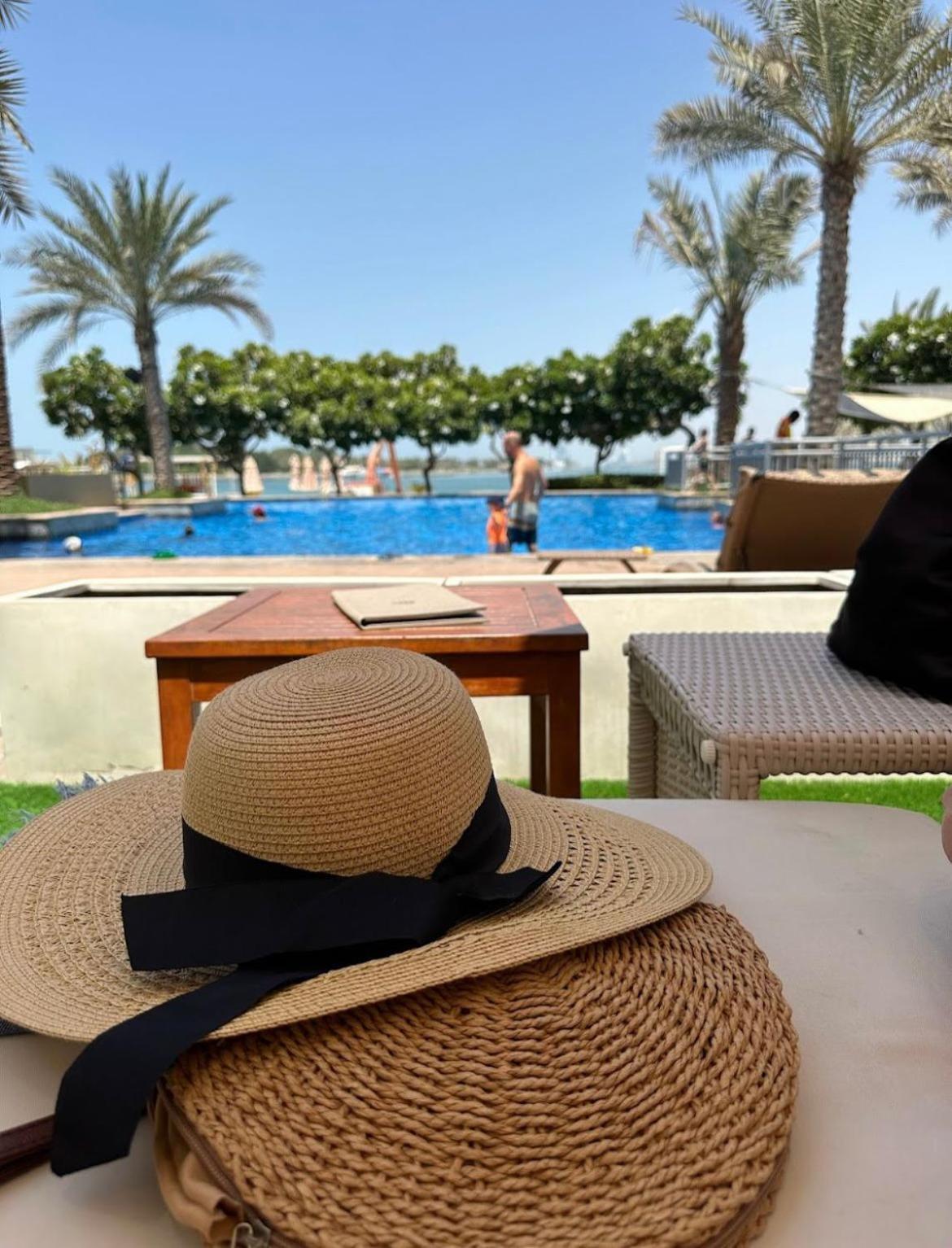 Lux Living On Palm Jumeirah With Pool & Access * Dubái